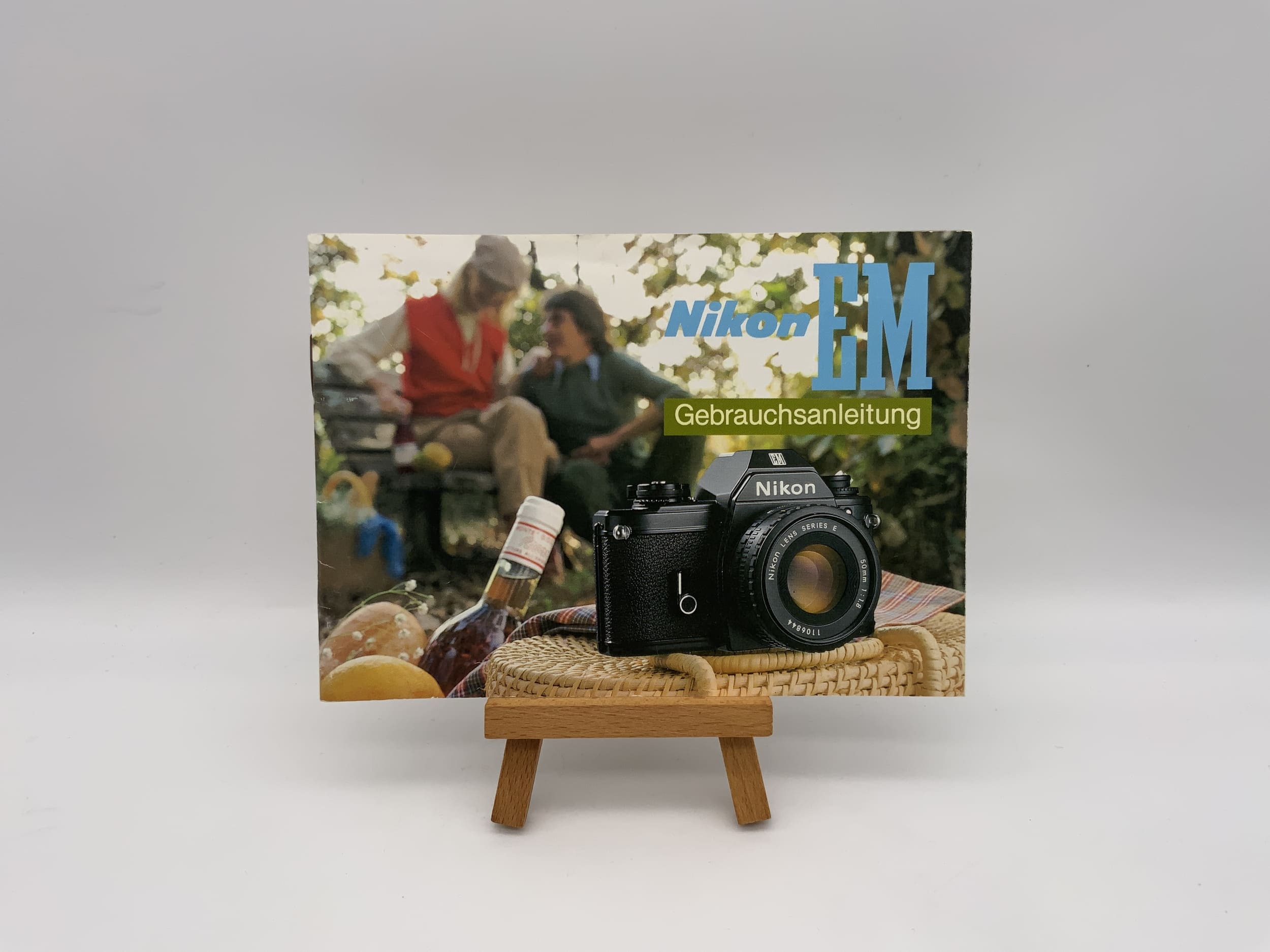 Nikon EM User Manual (German)