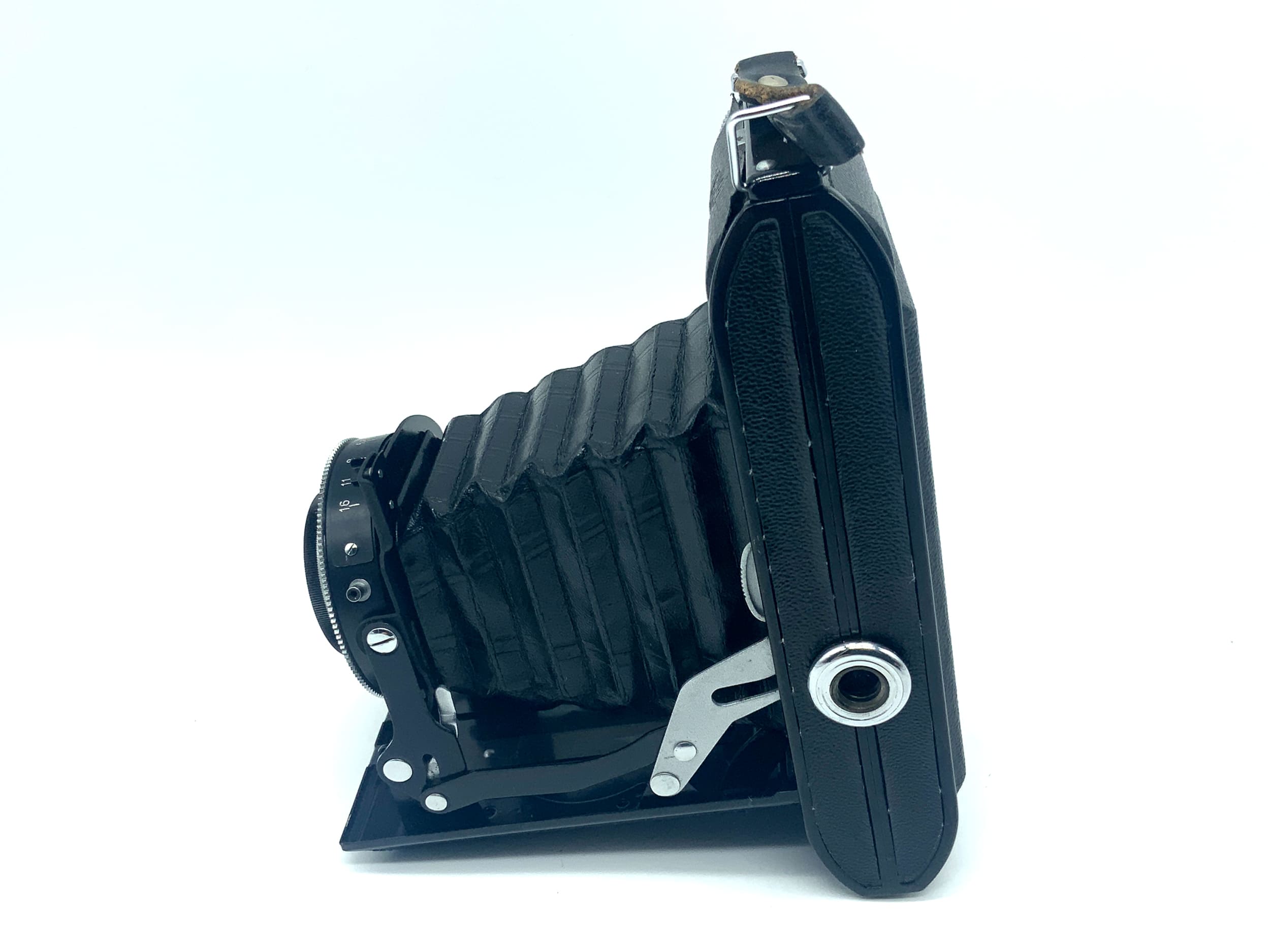 Welta Belfoca II folding camera with fine measuring Dresden Bonotar 10.5cm 1:4.5 red V