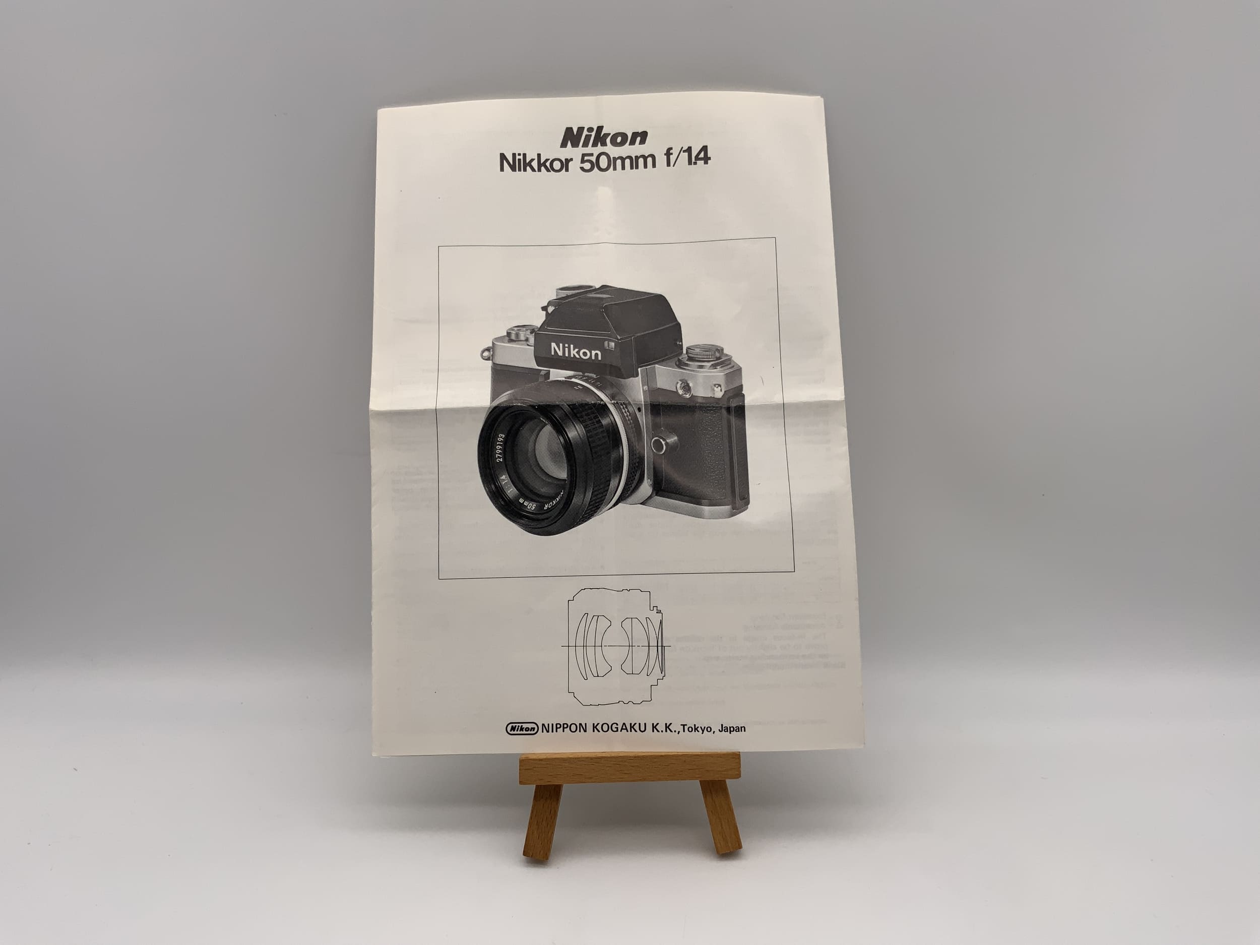 Nikon Nikkor 50mm f/1.4 User Manual (German)