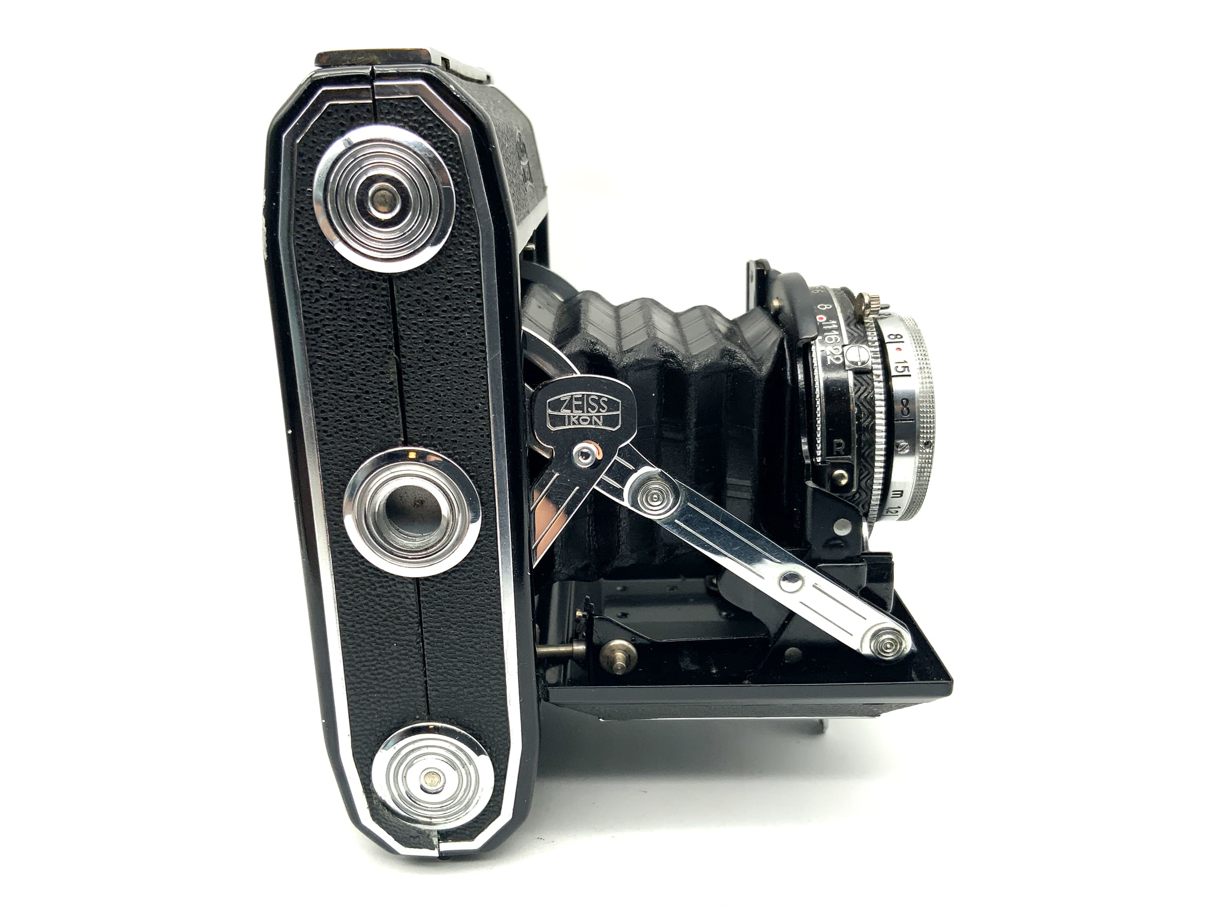 Zeiss Ikon Ikonta 521 folding camera with Carl Zeiss Tessar 7.5cm 1:3.5