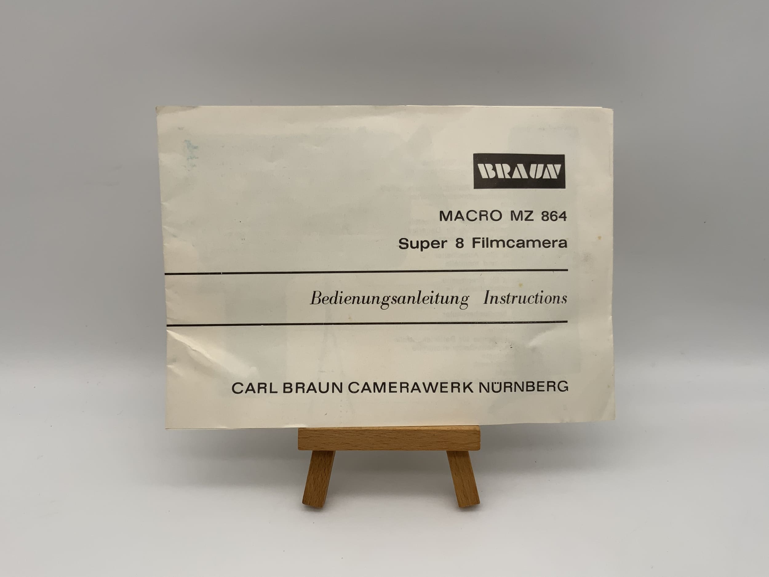 Braun Macro MZ 864 Super 8 Film Camera User Manual (German)
