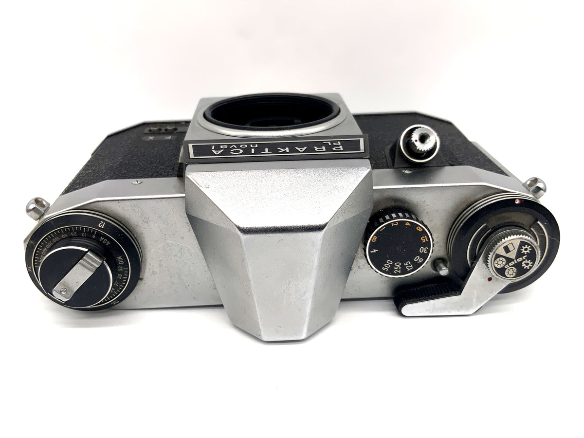 Pentacon Praktica PL Nova I SLR 35mm SLR analog Body (M42)