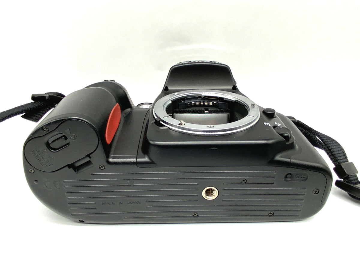 Nikon F60 SLR 35mm Spiegelreflexkamera analog Body Gehäuse (Nikon AF)