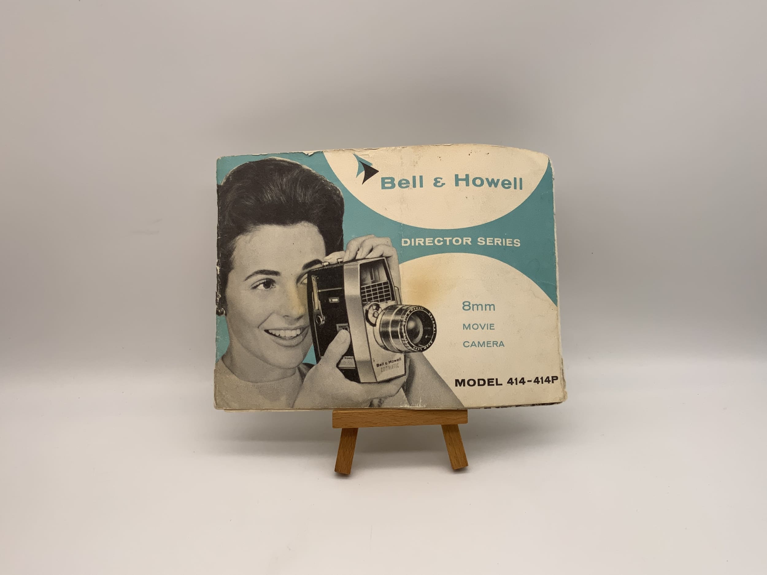 Bell &amp; Howell Model 414-414P 8mm Movie Camera User Manual (English)