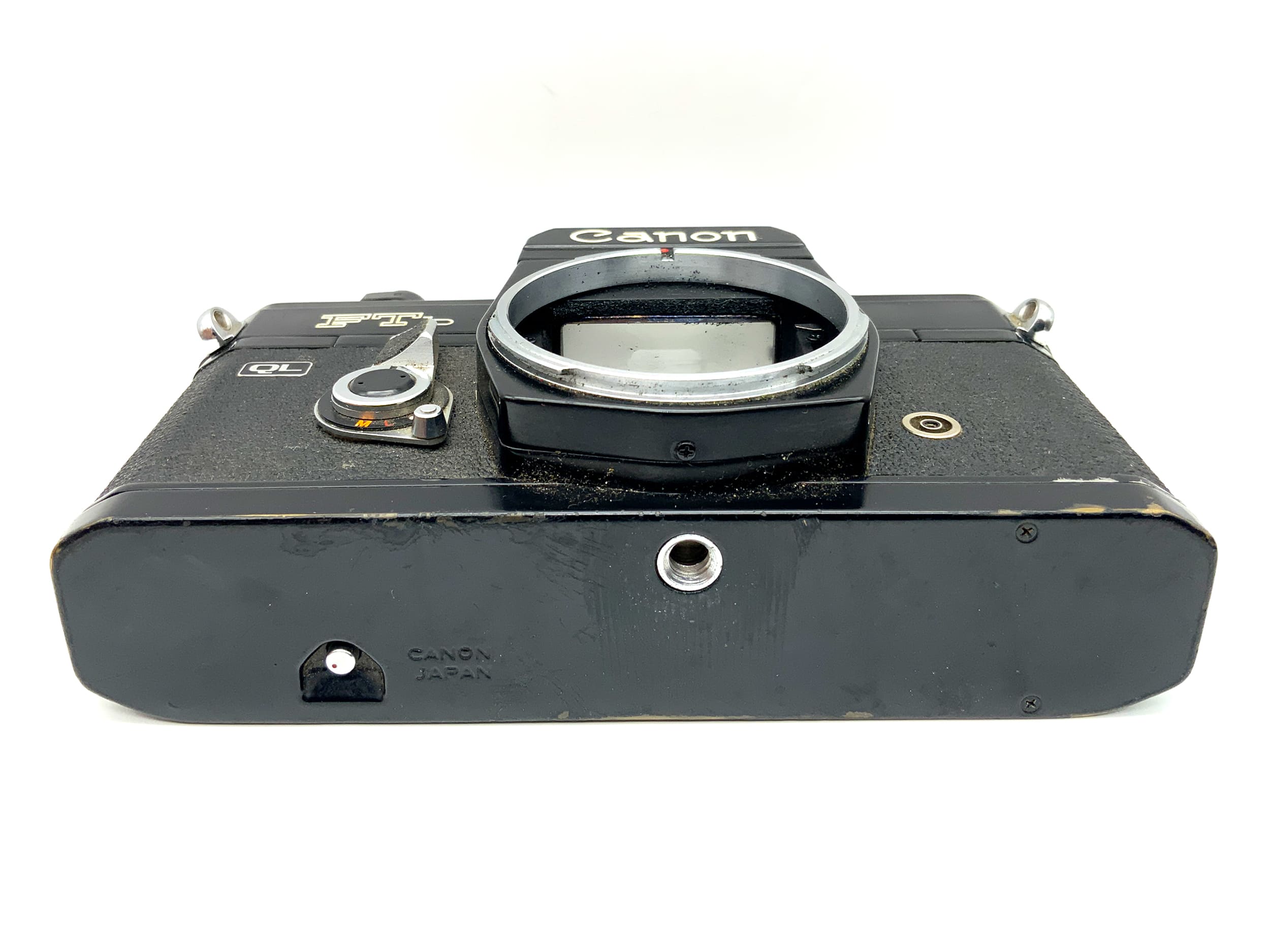 Canon FTb QL SLR 35mm analog SLR camera body (Canon FD)