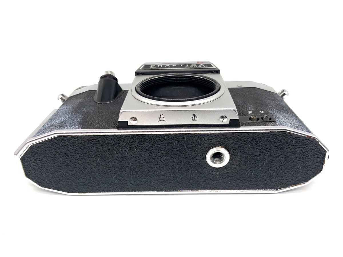 Pentacon Praktica PL nova I SLR 35mm SLR analog Body (M42)