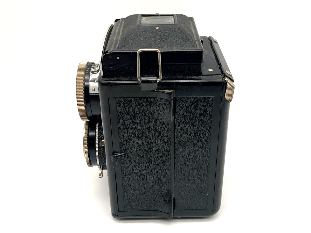 Voigtländer Brillant S (focusing Brillant) TLR with Voigtar 7.5cm 1:3.5 twin-lens reflex eyepiece