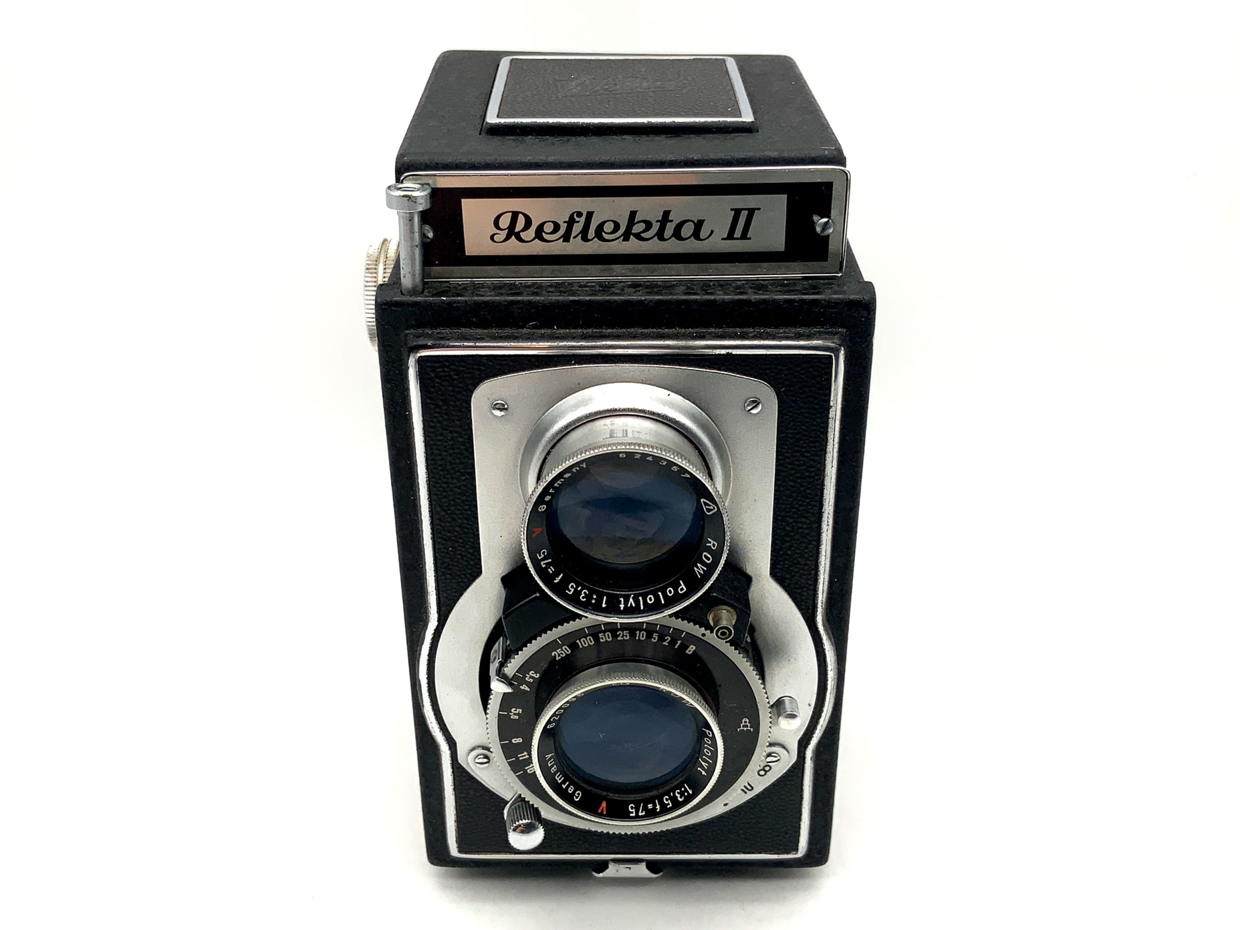 Welta Reflexiona II TLR with ROW Pololyt 75mm 1:3.5 red V two-lens analog camera