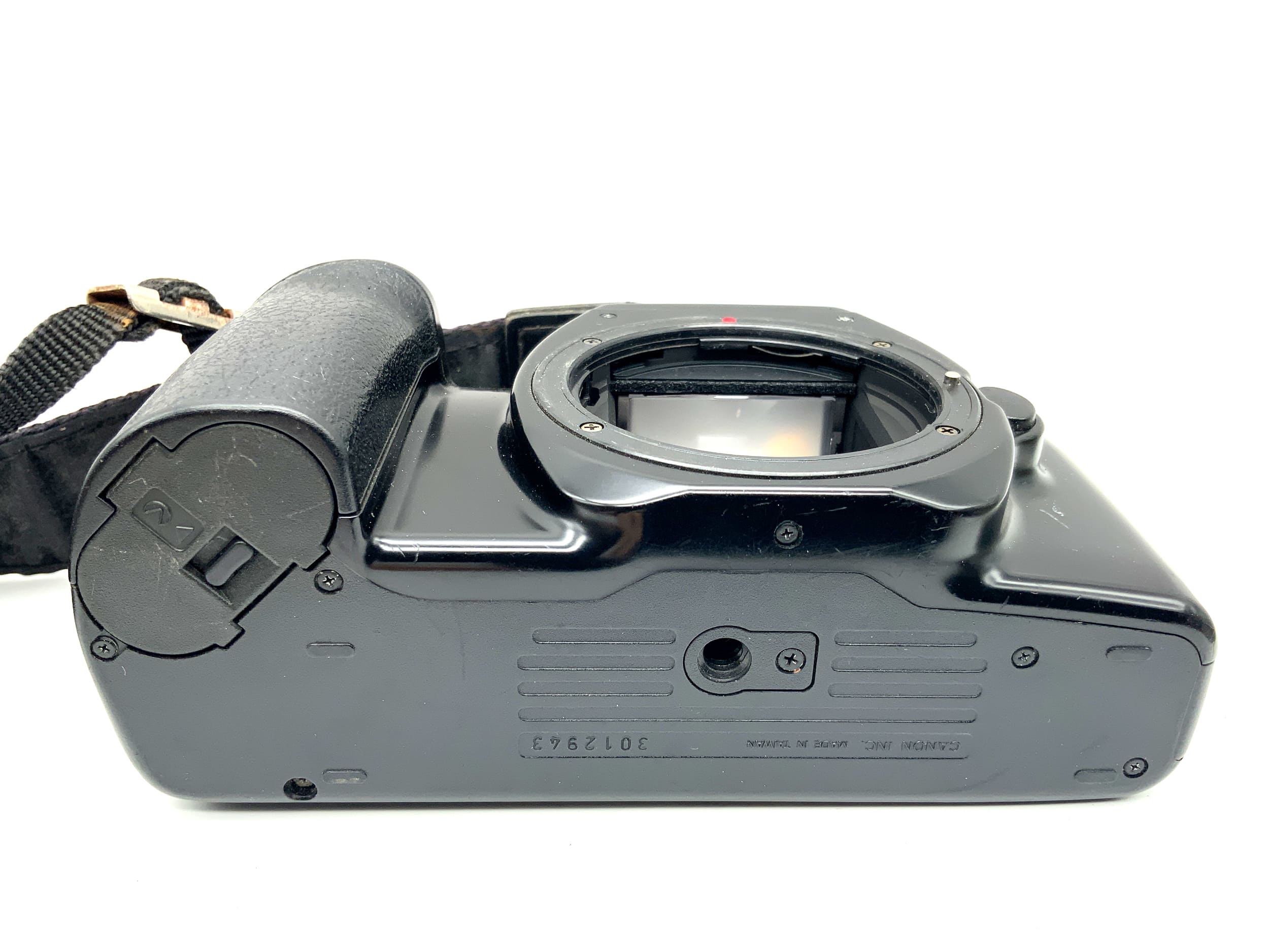 Canon EOS Rebel SLR 35mm analog SLR camera body (Canon EF)