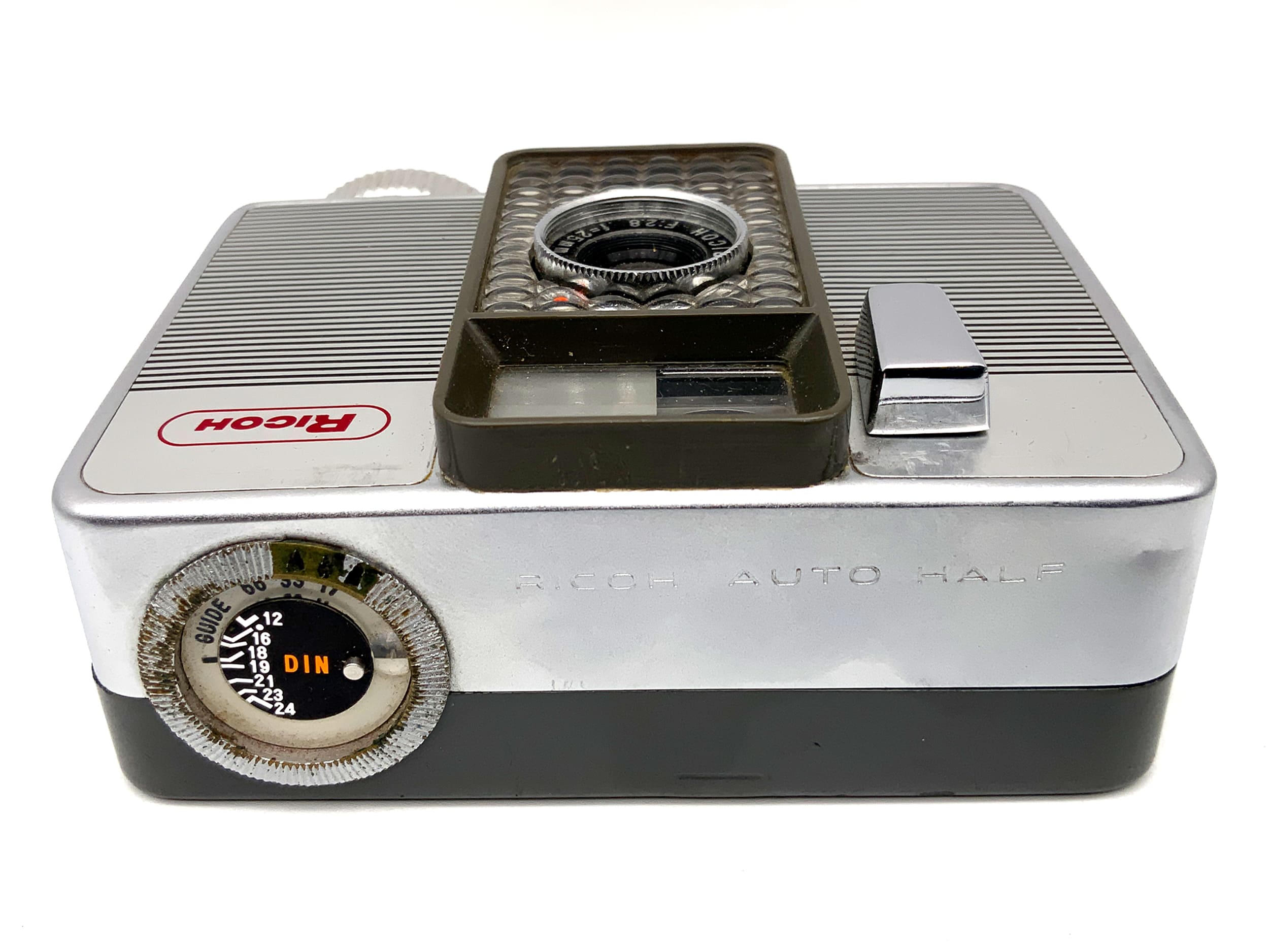 Ricoh Auto Half Sucherkamera mit 25mm 1:2.8 Kompaktkamera Analogkamera