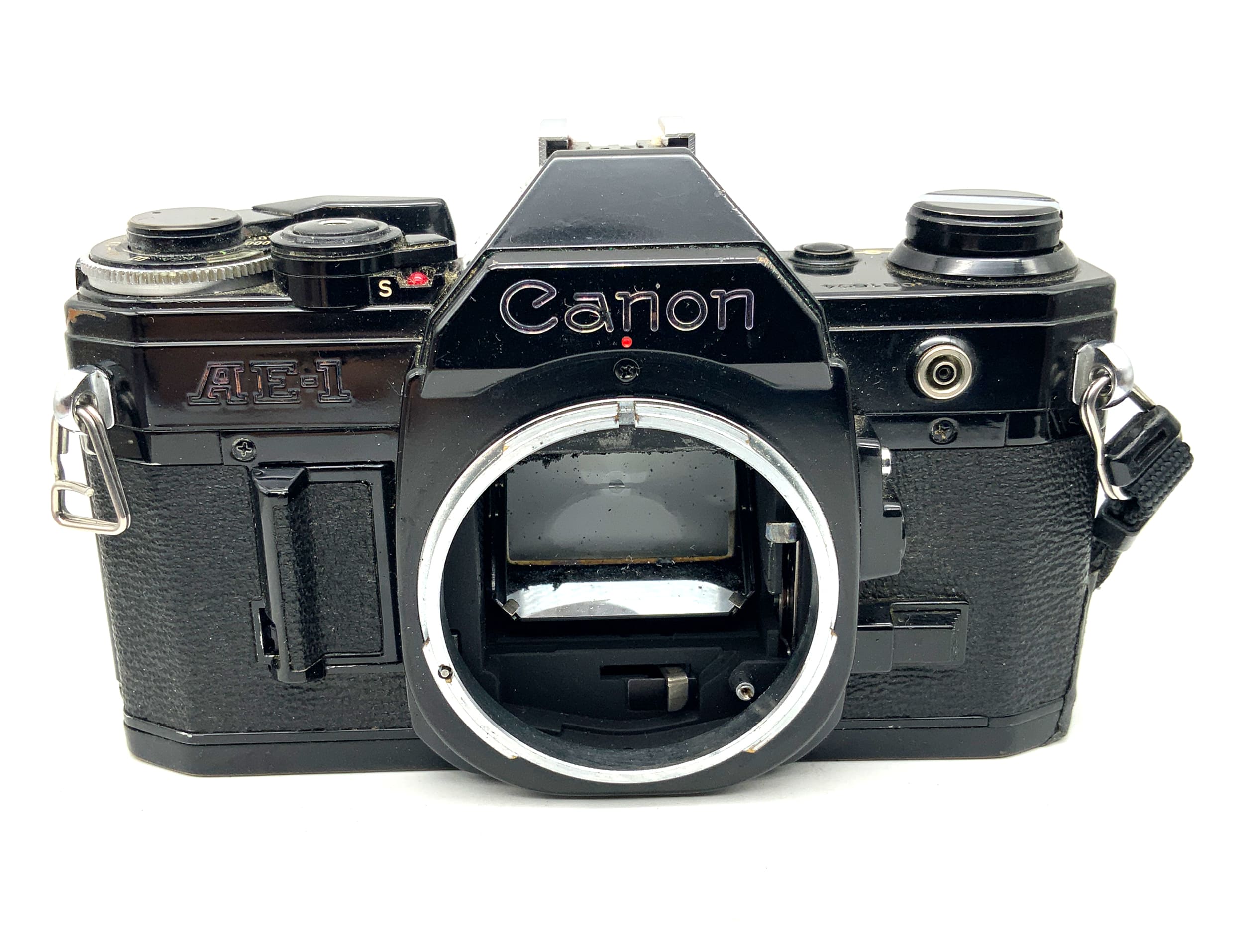 Canon AE-1 SLR 35mm analog SLR camera body (Canon FD)