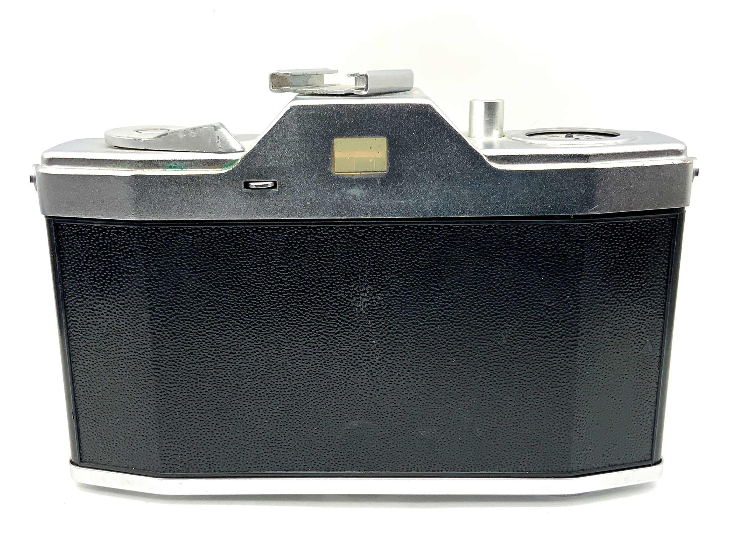 Pentacon Pentona II rangefinder camera with Meyer Optik Trioplan 1:3.5 45mm Priomat lens