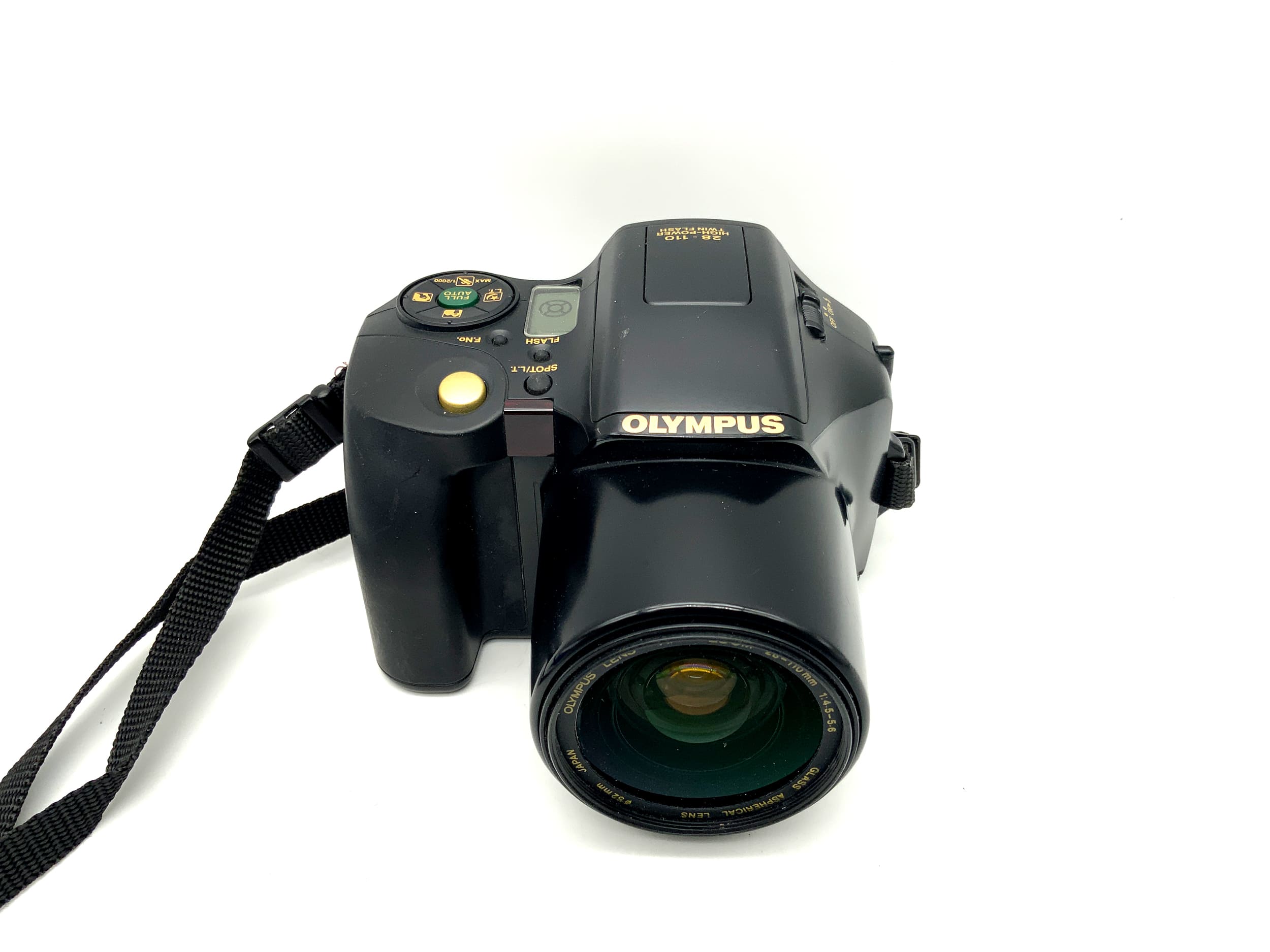 Chinon IS-100s bridge camera with 1:4.5-5.6 28-110mm aspherical analogue camera