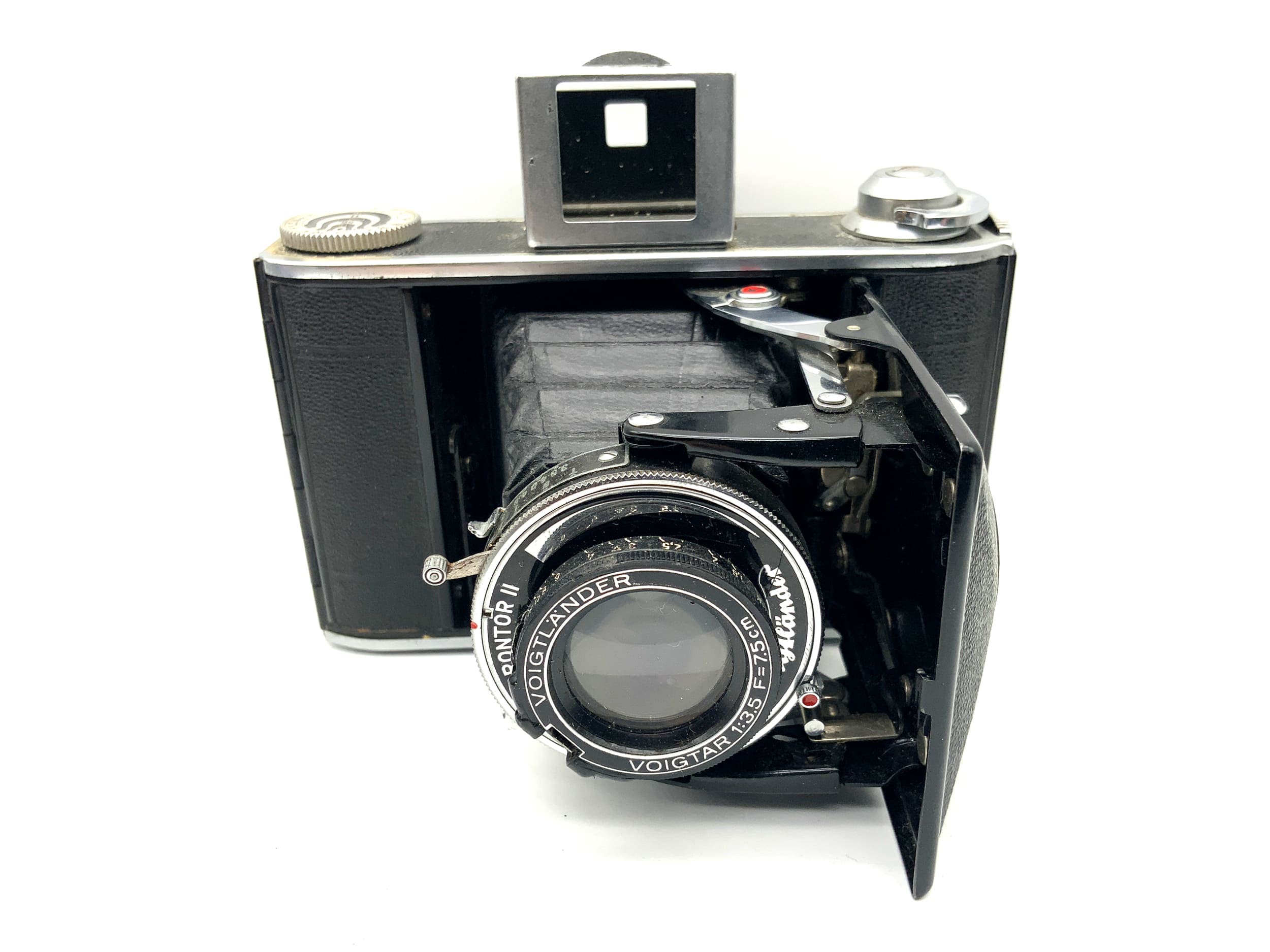 Voigtländer Bessa 66 folding camera with Voigtländer 1:3.5 7.5cm Prontor II analog camera