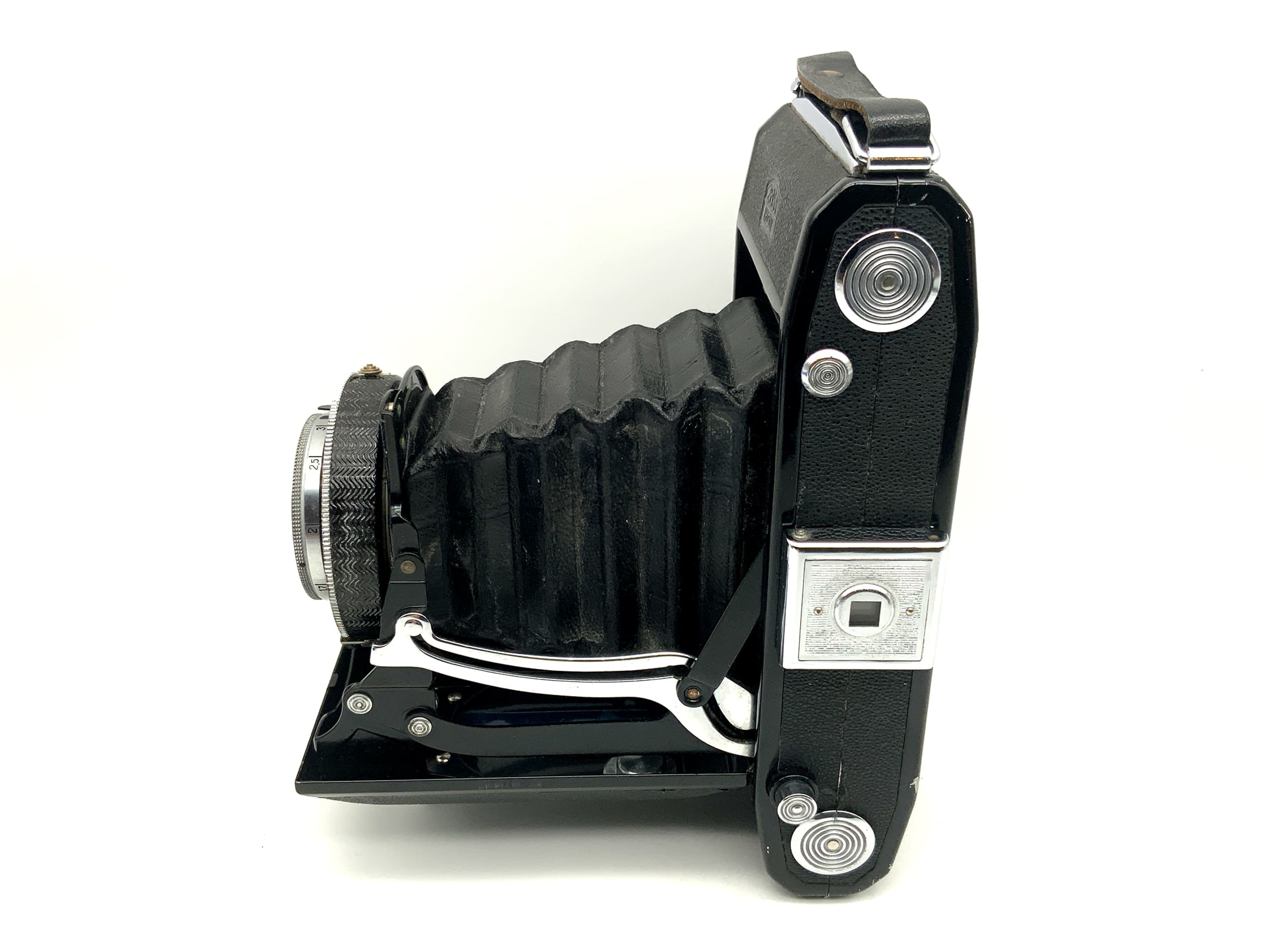 Zeiss Ikon Nettar 515/2 folding camera with Carl Zeiss Tessar 1:4.5 f=10.5cm Compur