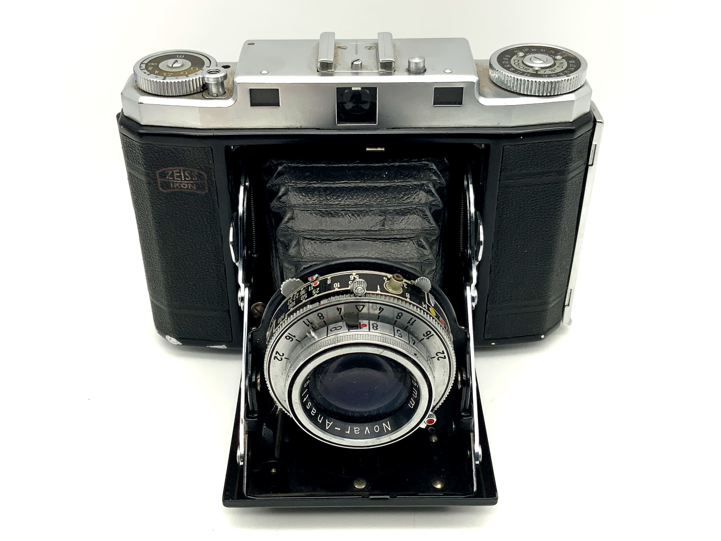 Zeiss Ikon Ikonta 524/16 folding camera Novar-Anastigmat 1:3.5 f=75mm Prontor SV