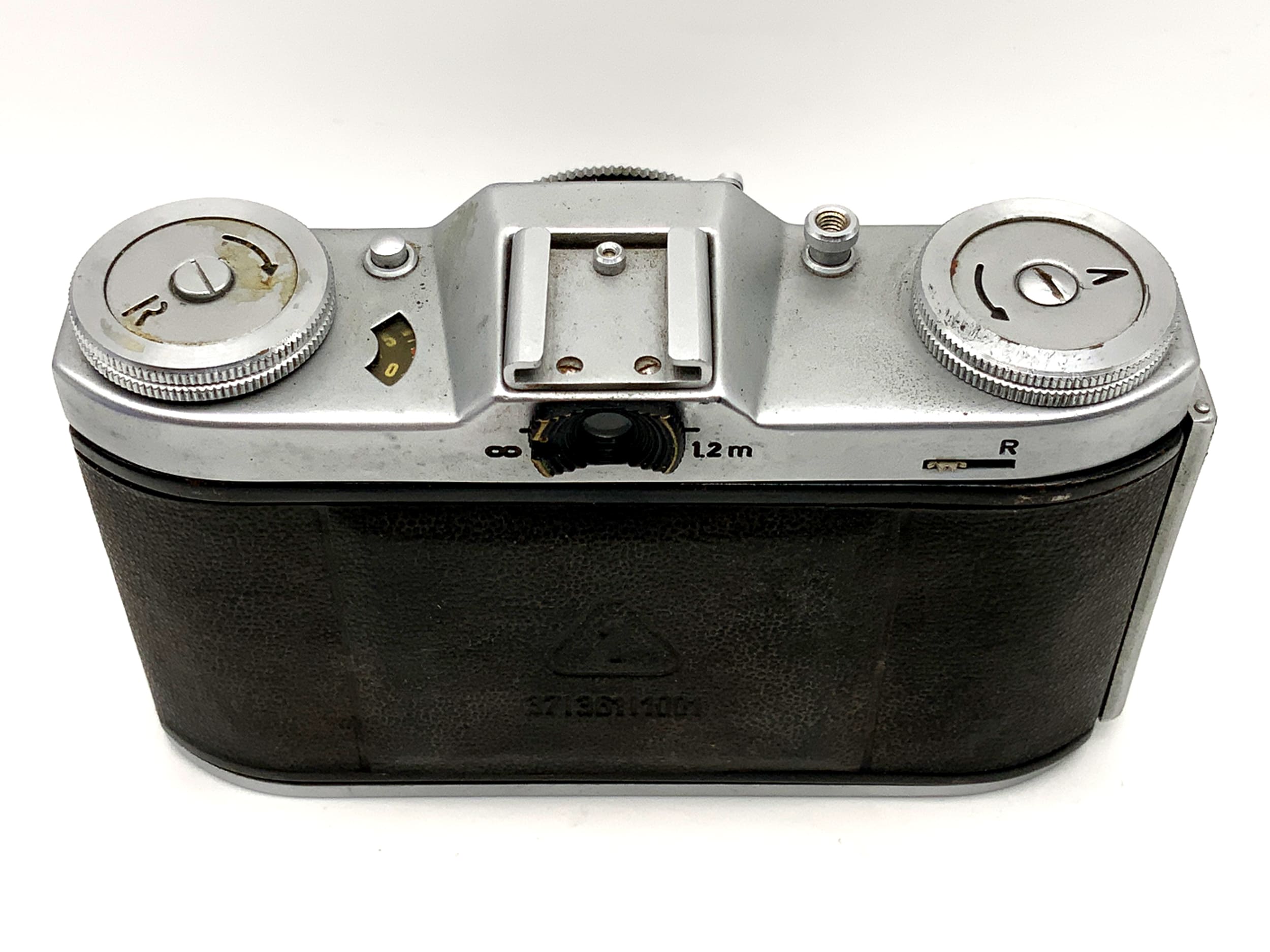 Balda Beltica folding camera with Carl Zeiss Tessar 1:2.8 50mm red T analog camera