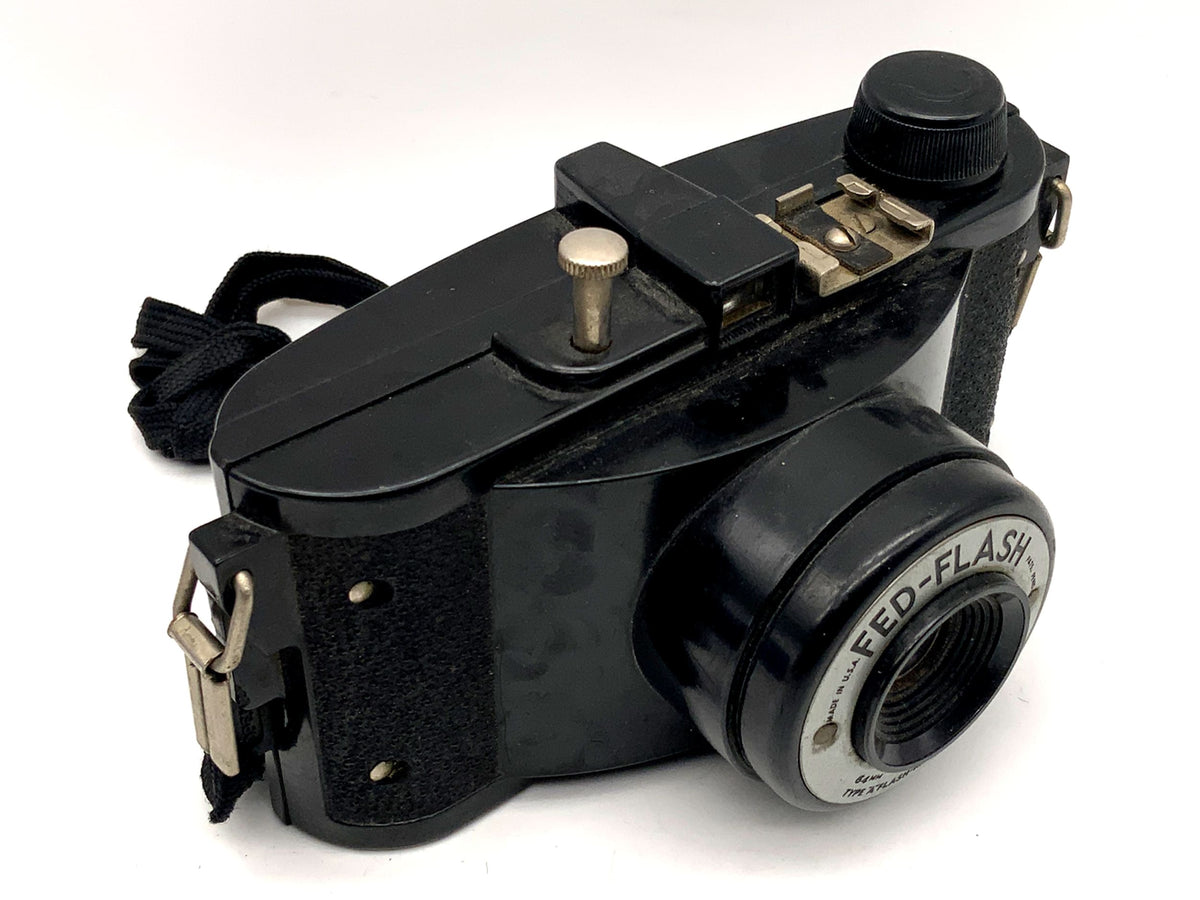 Federal MFG FED-Flash Box Camera with 64mm Analog Camera
