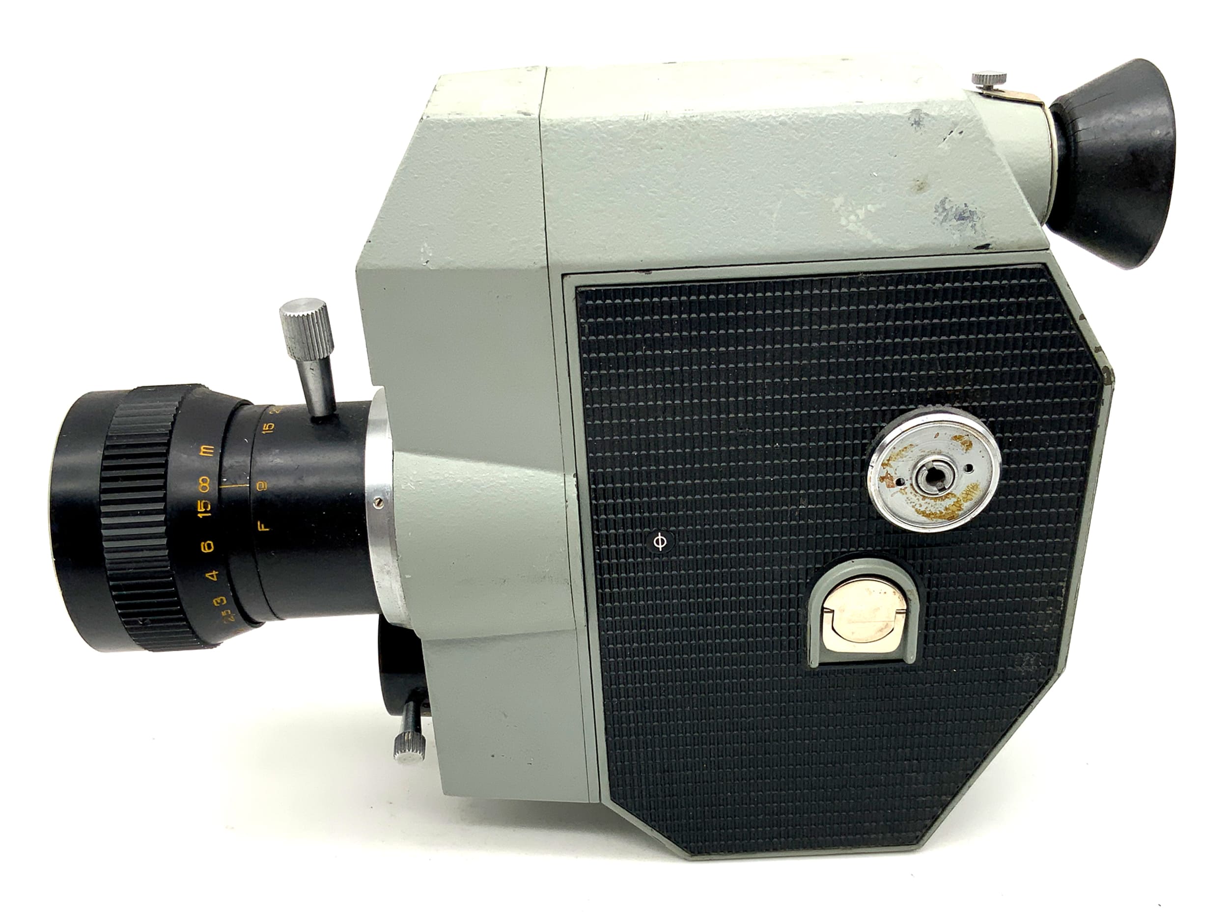 Zenit Quartz DS8-3 film camera with Meteor-8M 1.8/9-38mm Super 8