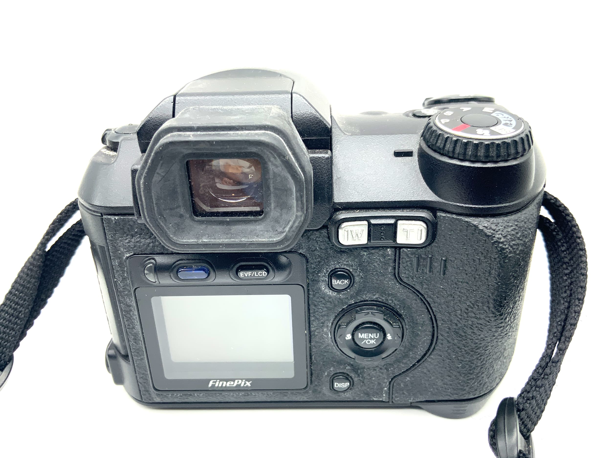 Fujifilm Finepix S5000 Bridge camera with 5.7-57mm 1:2.8-3.1 digital camera