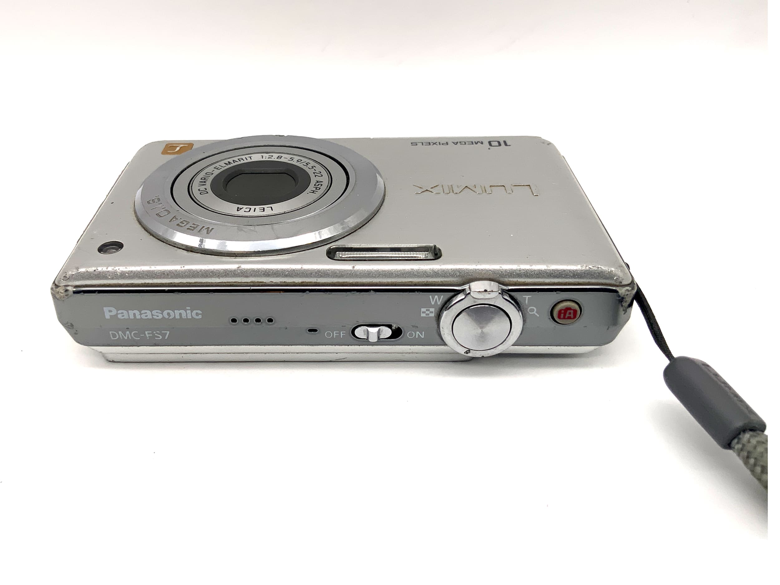Panasonic Lumix DMC-FS7 digital camera with Leica DC Vario-Elmar 5.5-22mm