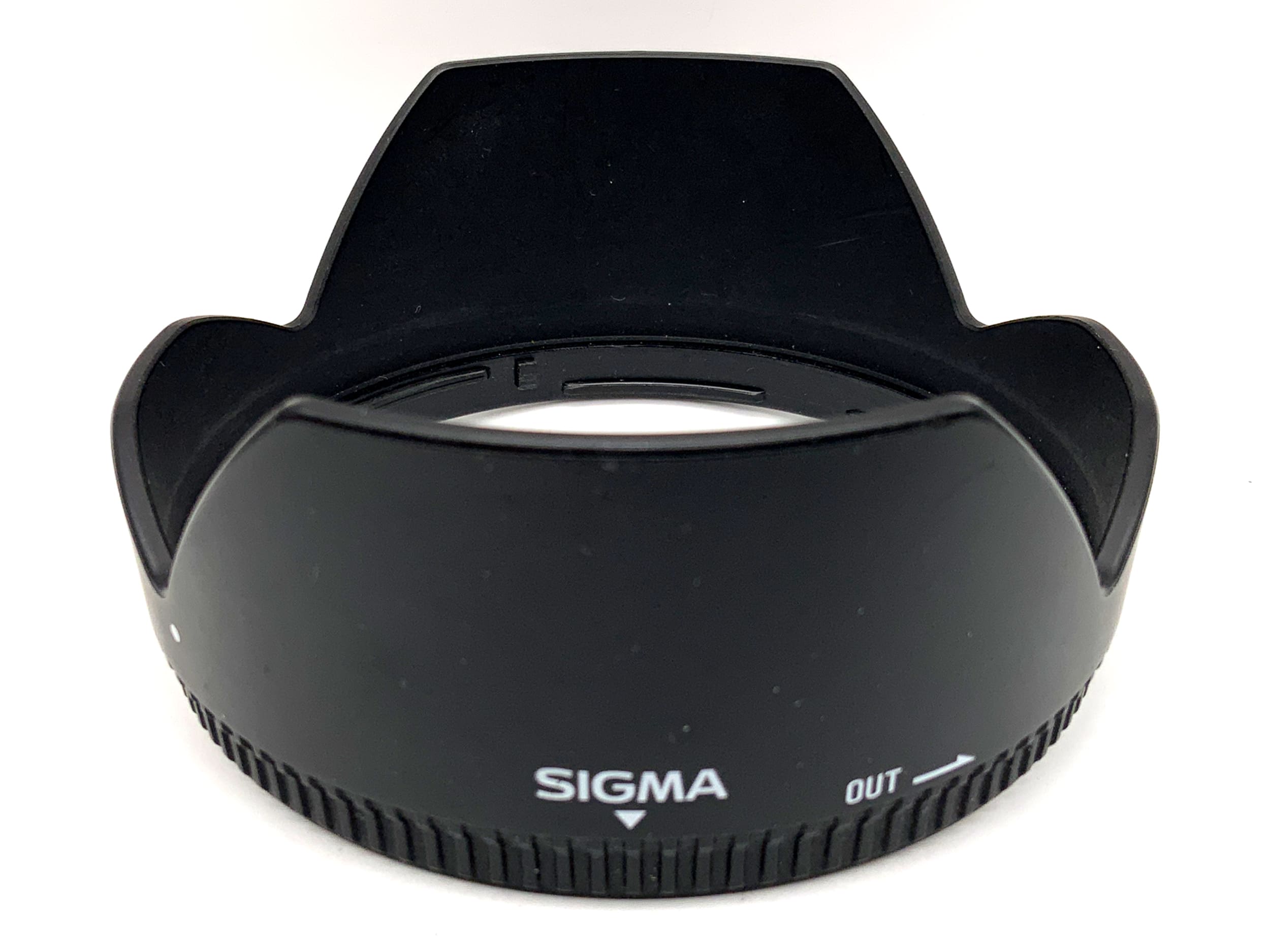 Sigma 825-03 lens hood