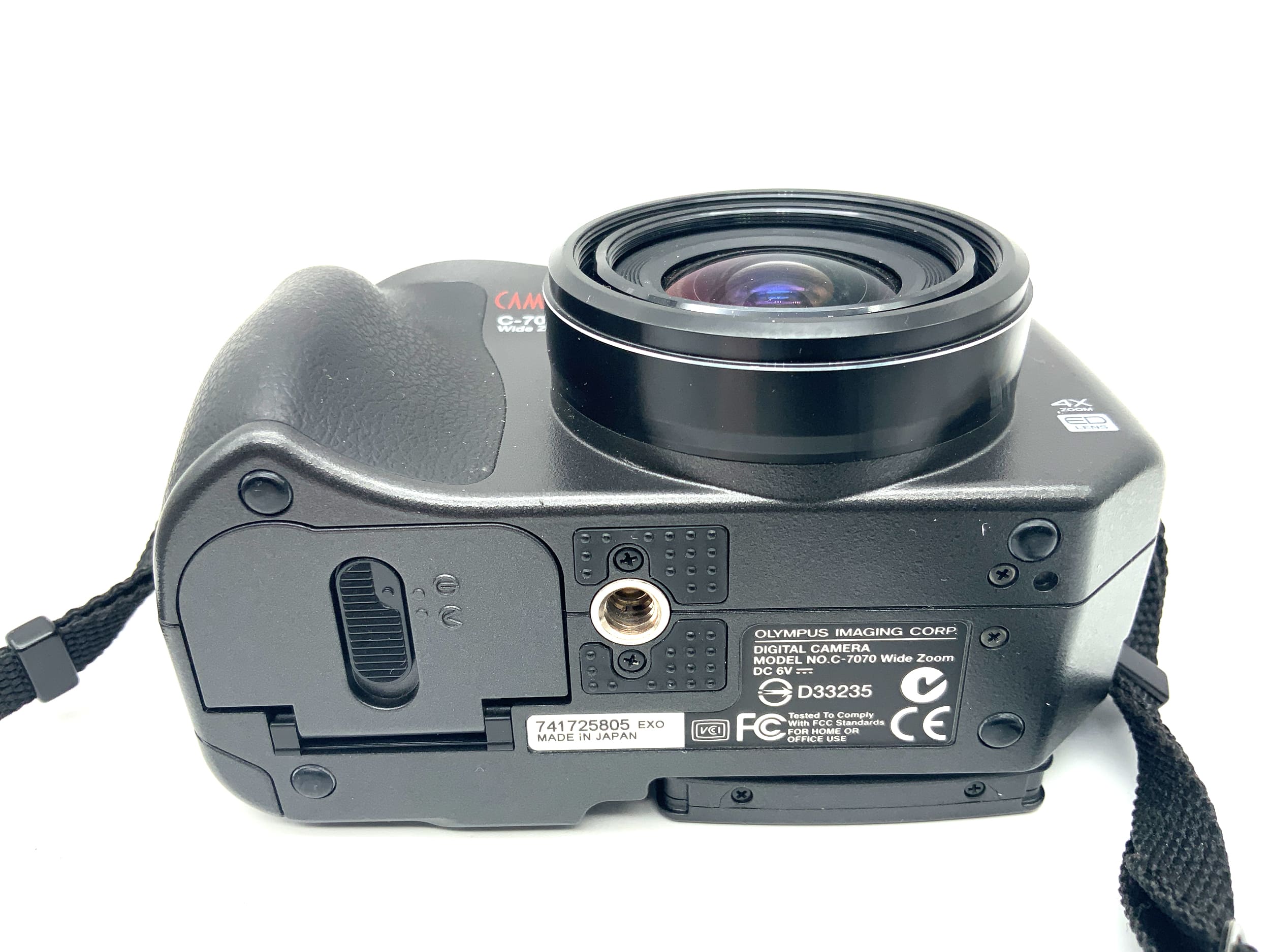 Olympus Camedia C-7070 Wide Zoom Digital Camera with 5.7-22.9mm 1:2.8-4.8 lens