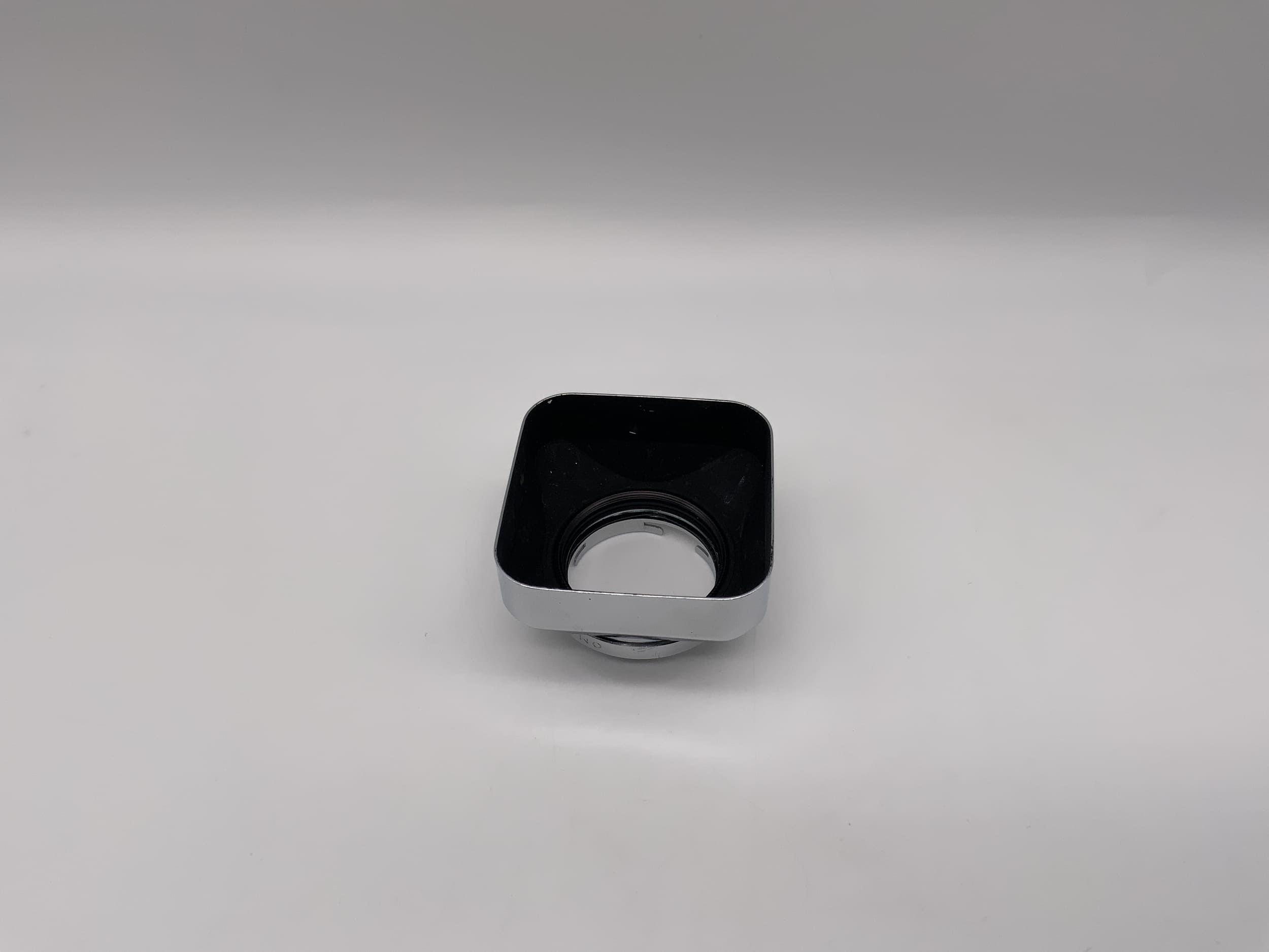 OMAG V metal lens hood