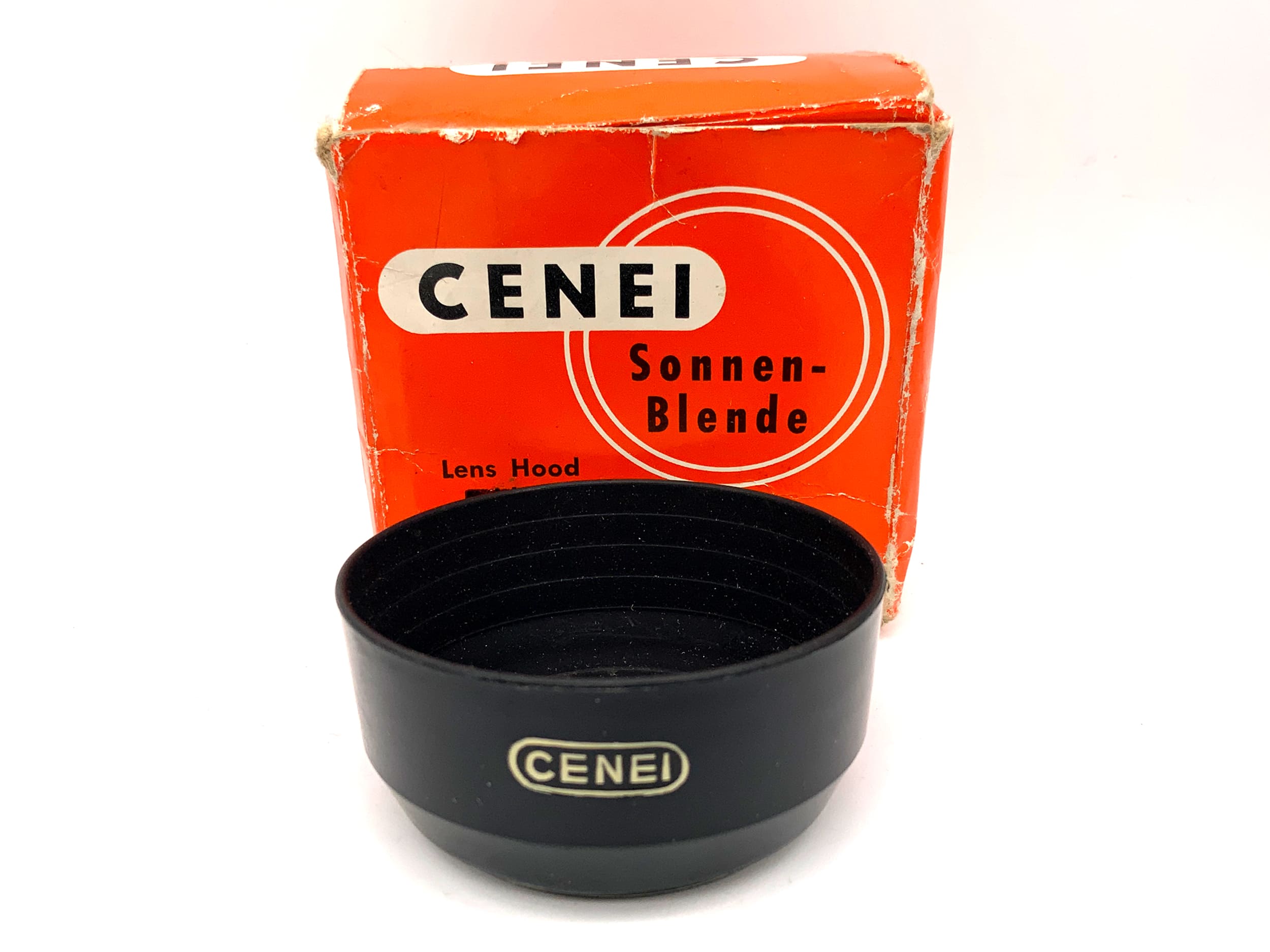 Cenei EA 40.5 lens hood in original packaging