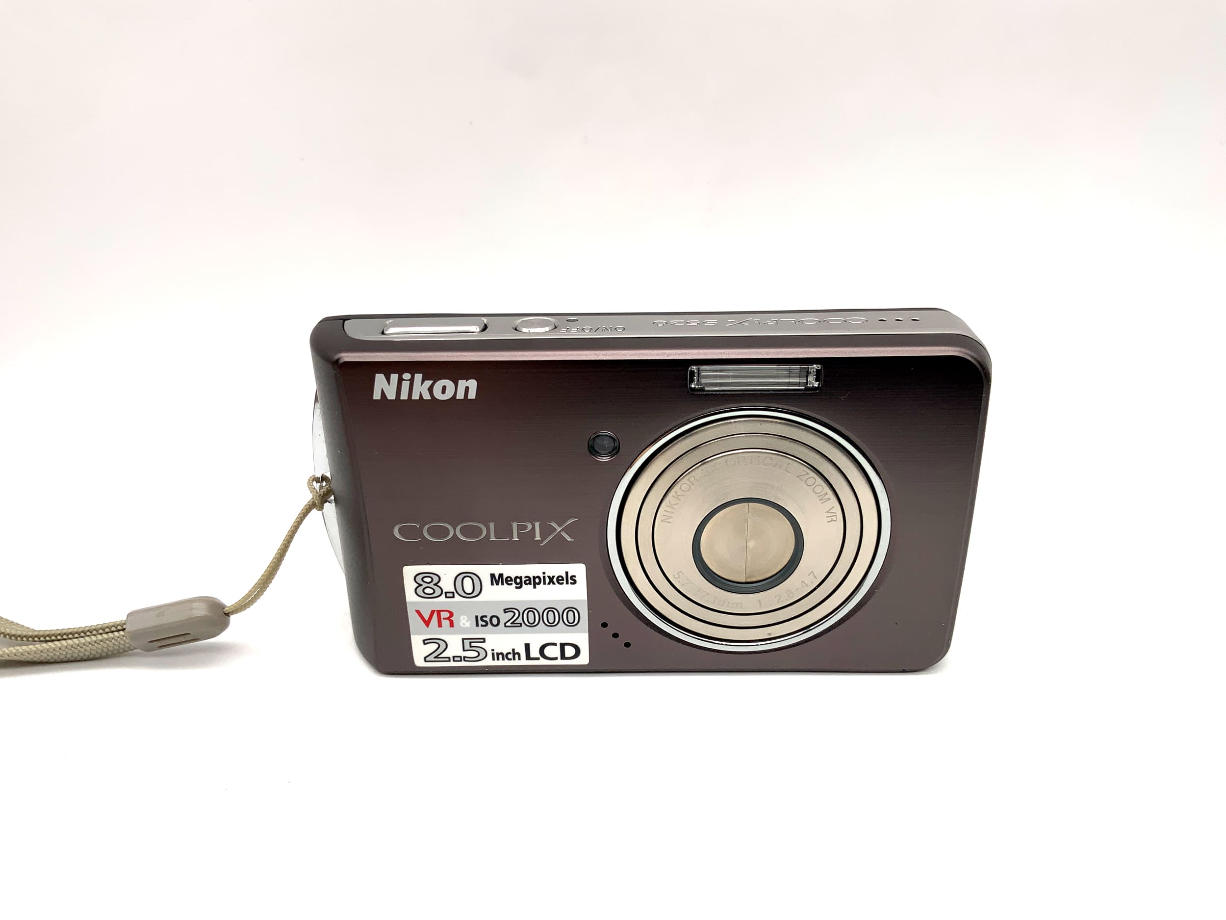 Nikon Coolpix S520 Digital Compact Camera with 5.7-17.1mm 1:2.8-4.7 lens