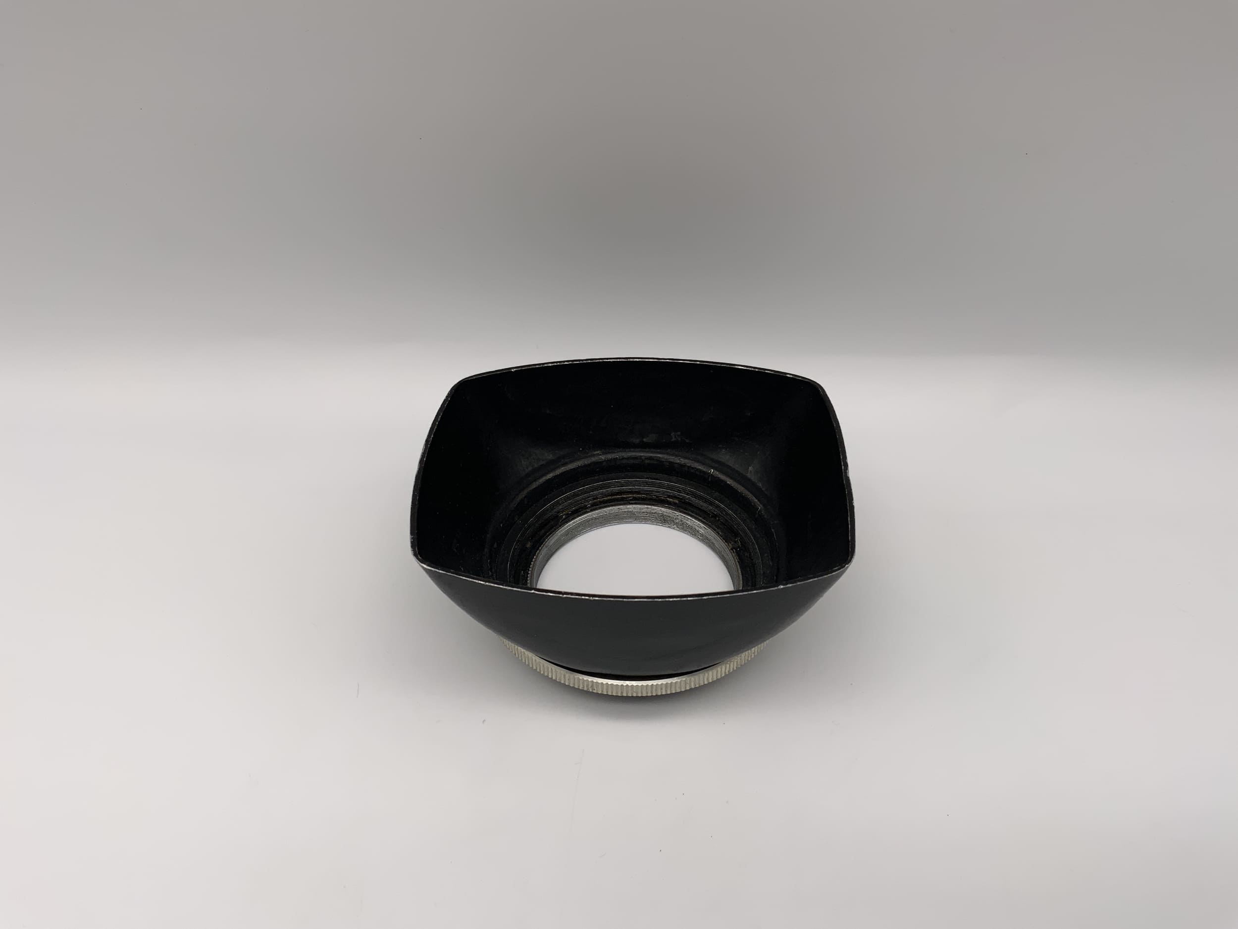 Ihagee / Pentacon 58mm 51mm Metal Lens Hood for Flektogon lens hood