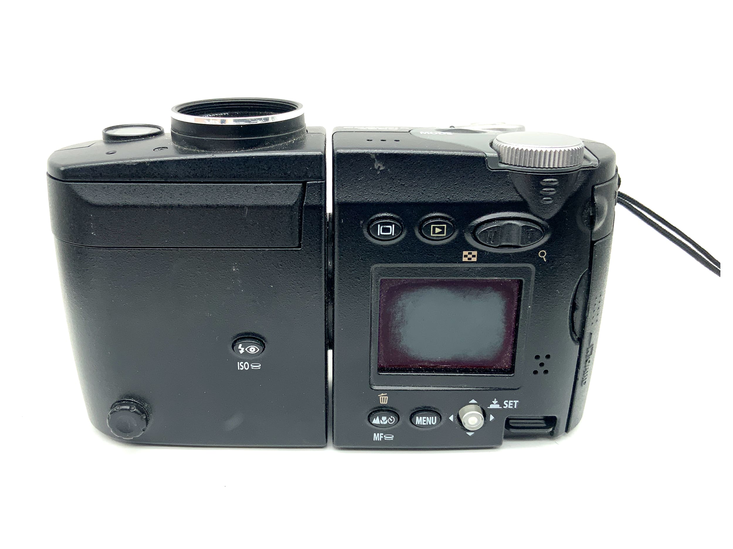 Nikon Coolpix 4500 Digital Compact Camera with Zoom Nikkor 7.85-32mm 1:2.6-5.1