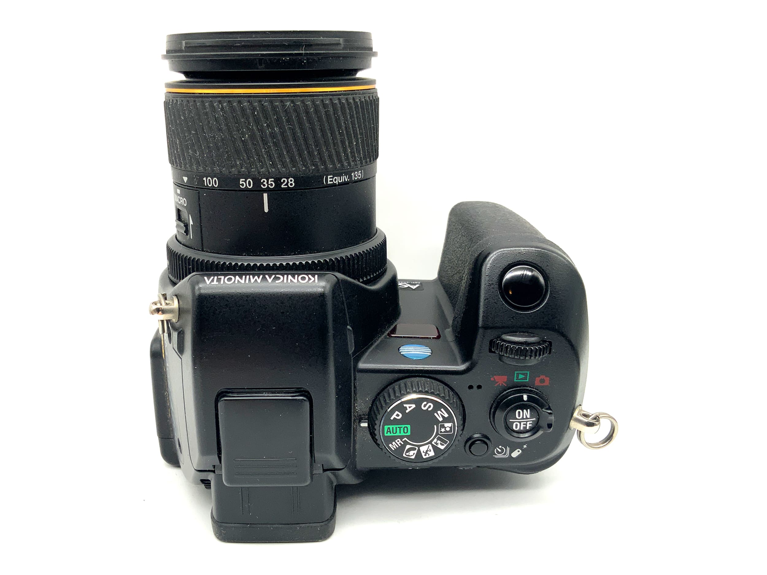 Konica Minolta Dimage A200 bridge camera with 7.2-50.8mm 1:2.8-3.5 digital camera