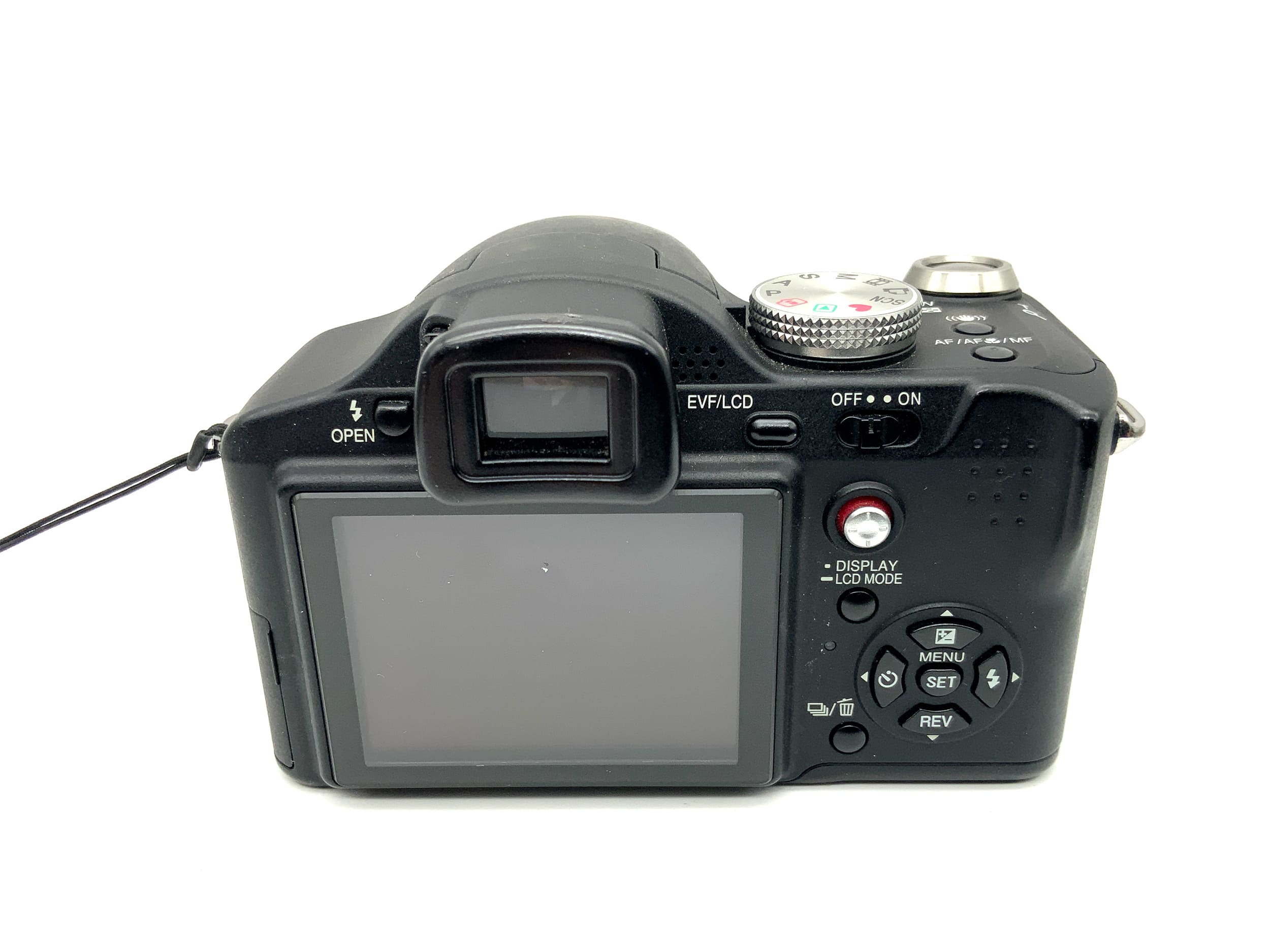 Panasonic Lumix DMC-FZ8 bridge camera with Leica DC Vario-Elmarit digital camera