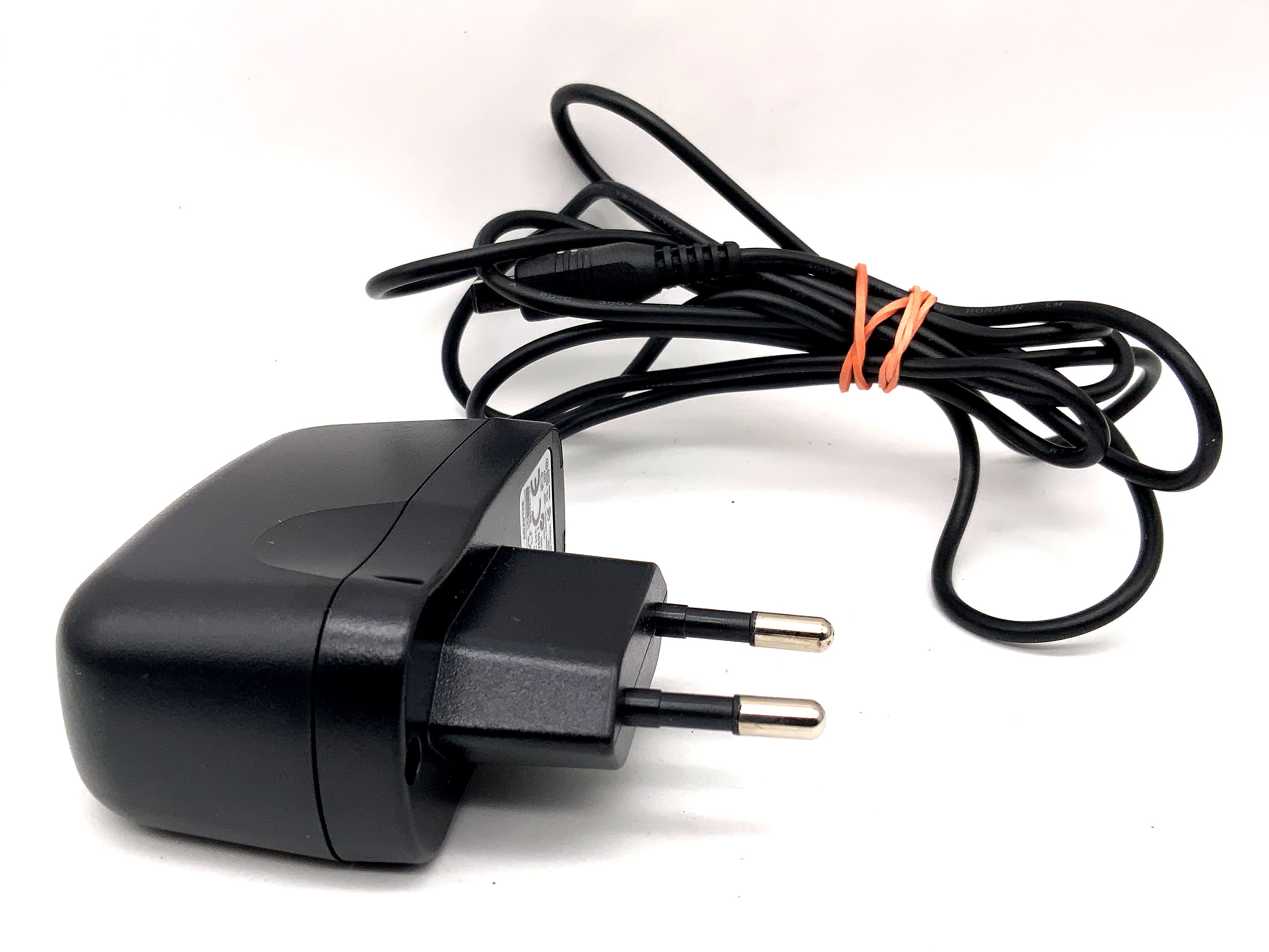 Samsung SMX-F30BP camcorder with Schneider Kreuznach 2.3-96.6mm 1:1.6 videocam