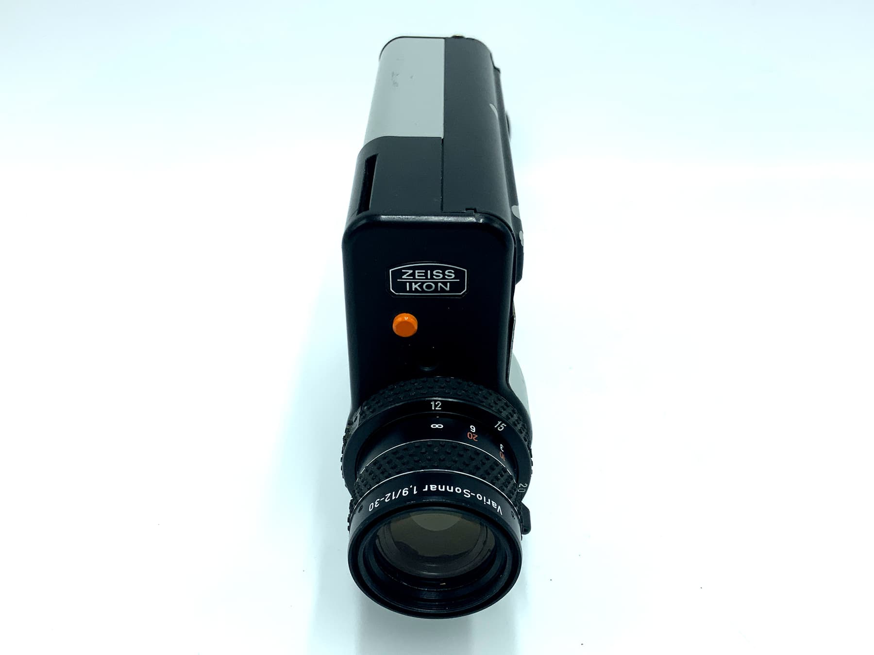 Zeiss Ikon M803 electronic Filmkamera mit Vario-Sonnar 12-30mm 1:1.9