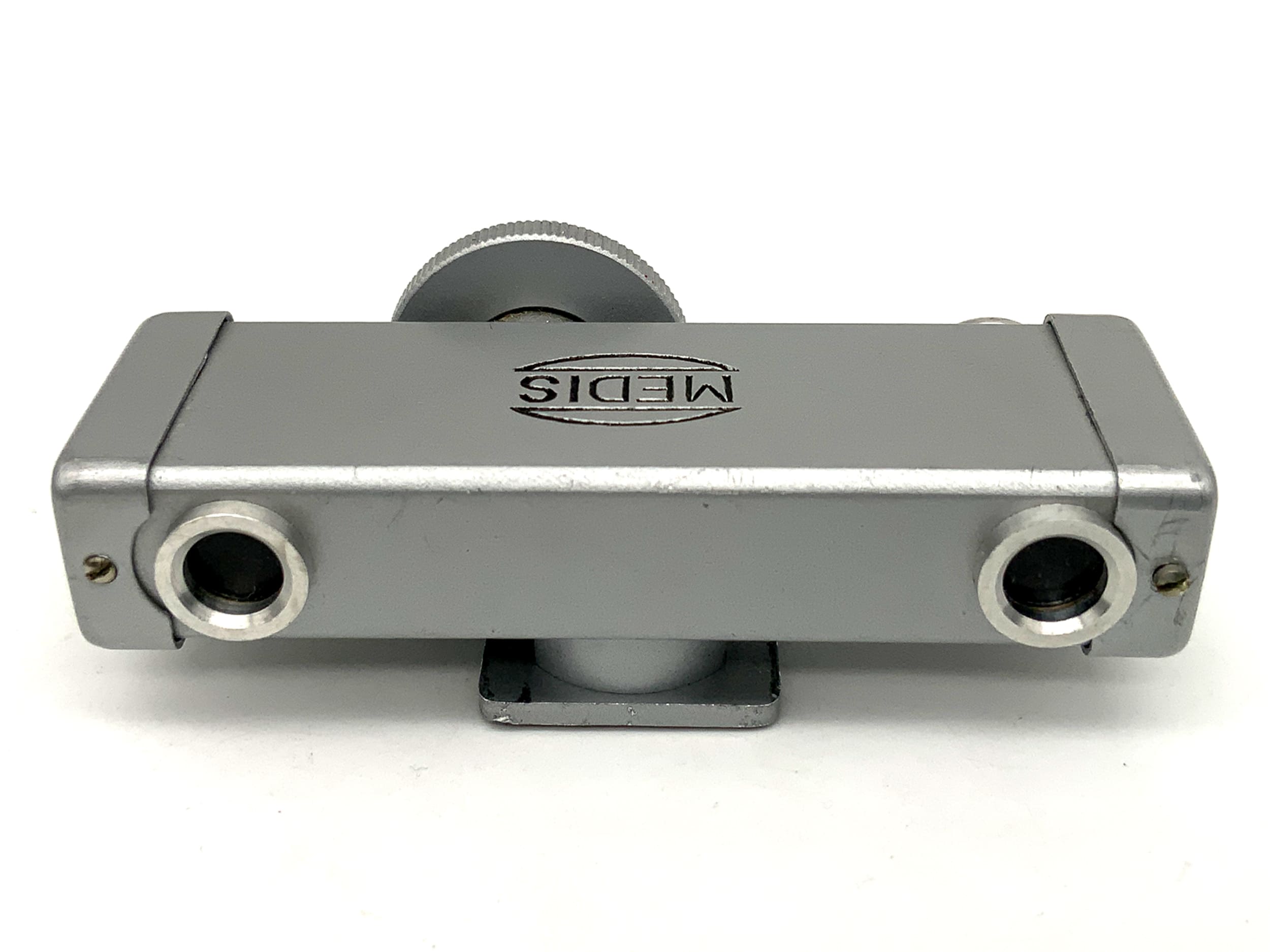 Medis clip-on rangefinder distancer