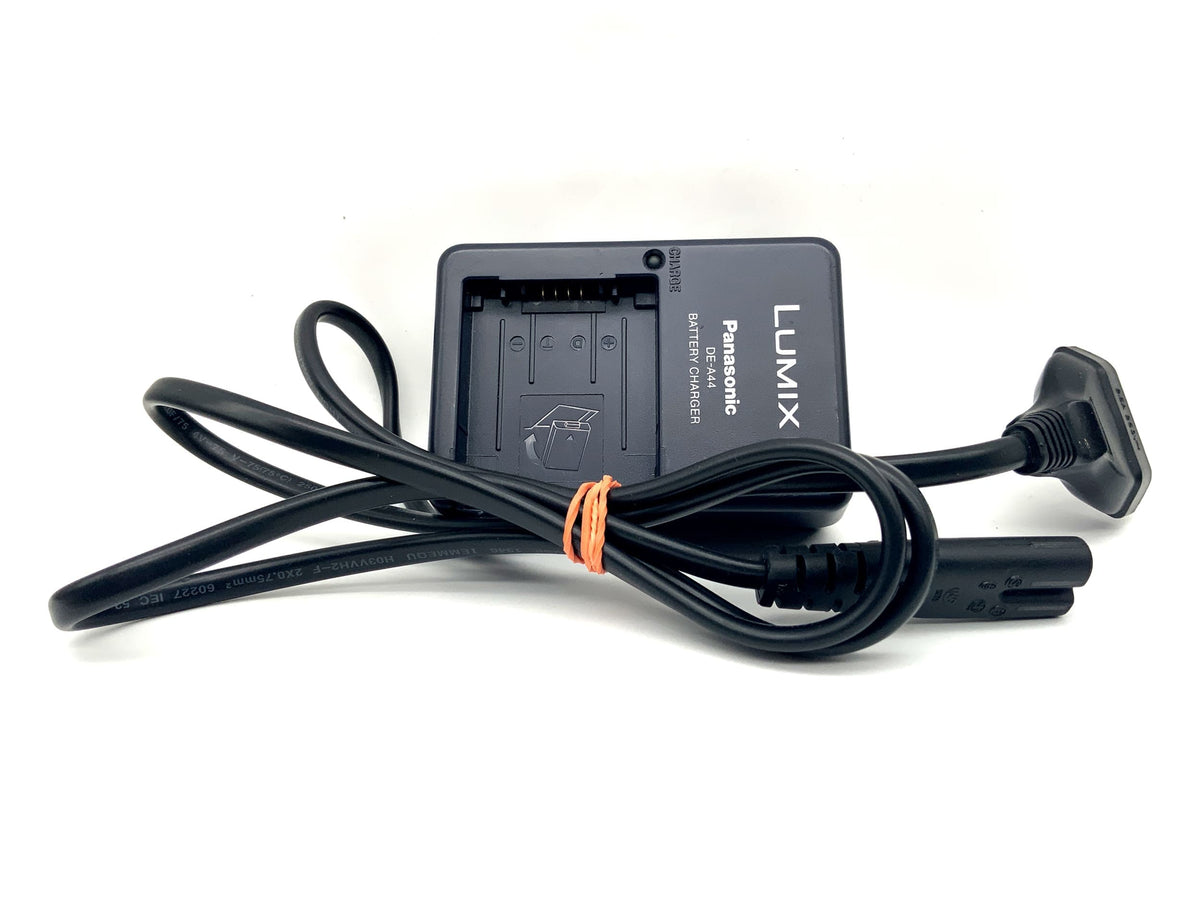 Panasonic Lumix DE-A44 A Charger CGA-S006|CGR-S006 Battery Charger