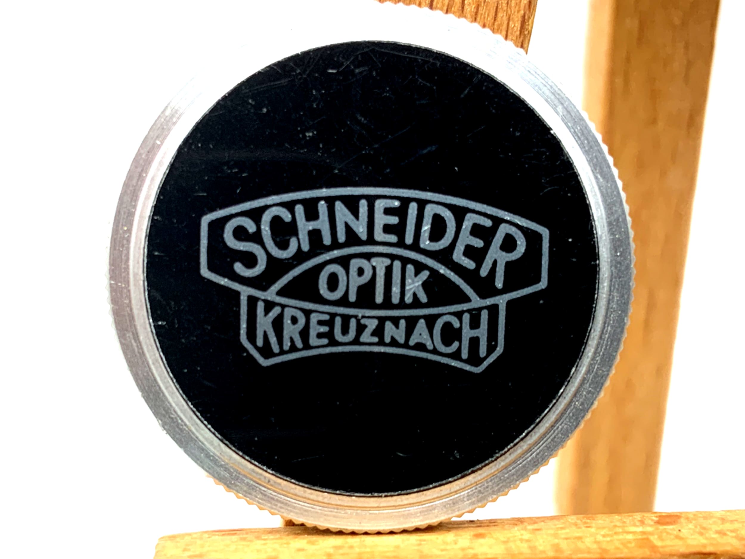 Schneider Kreuznach Objektivfrontdeckel Einschraub Alu lens cap (19,5mm)
