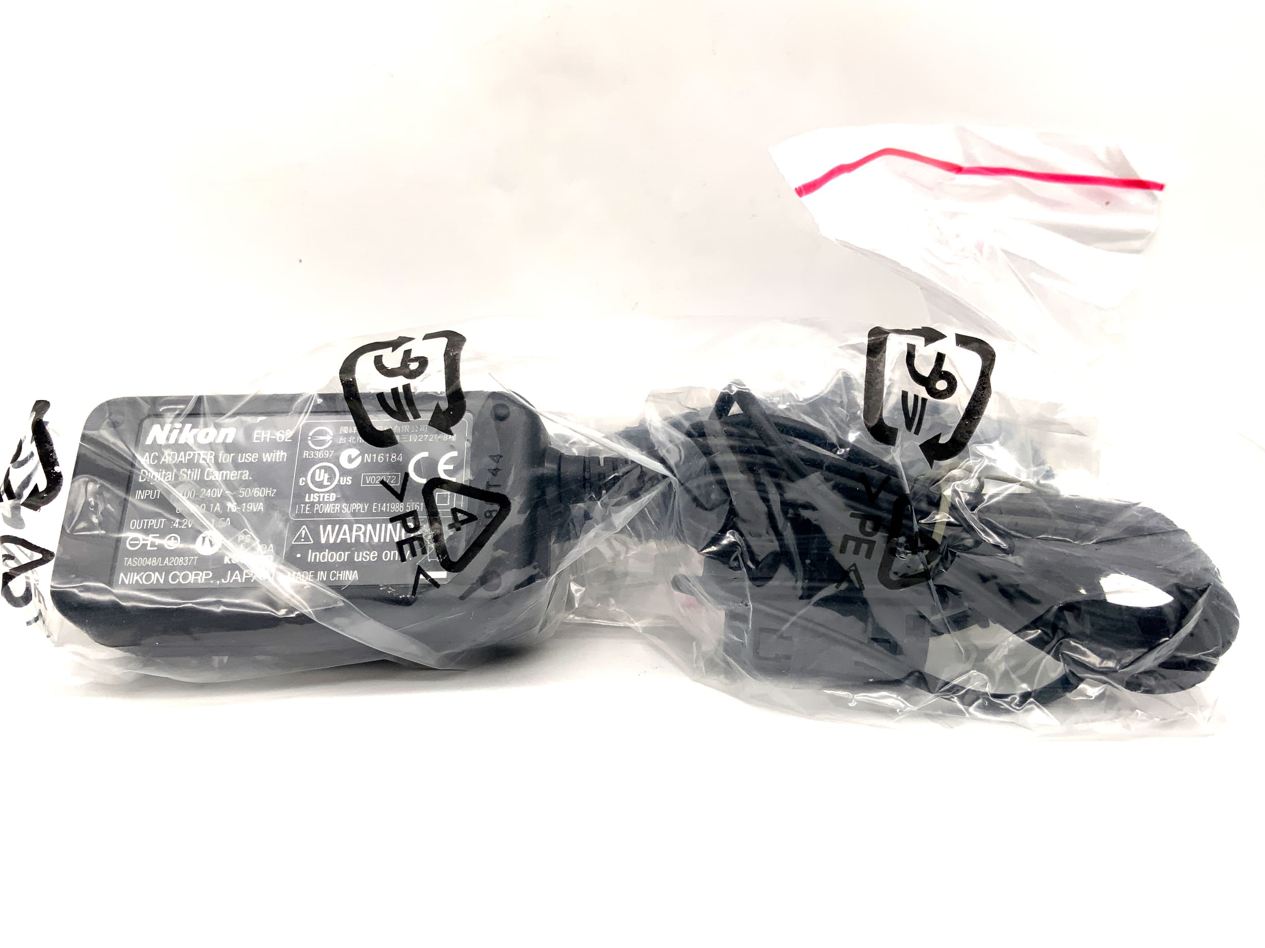 Nikon EH-62A AC power adapter
