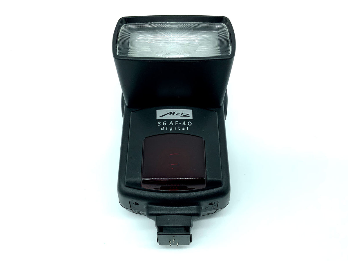 Metz 36 AF-40 digital flash unit for Olympus/Panasonic M4/3 camera flash