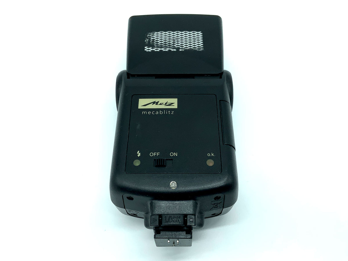 Metz 36 AF-40 digital flash unit for Olympus/Panasonic M4/3 camera flash