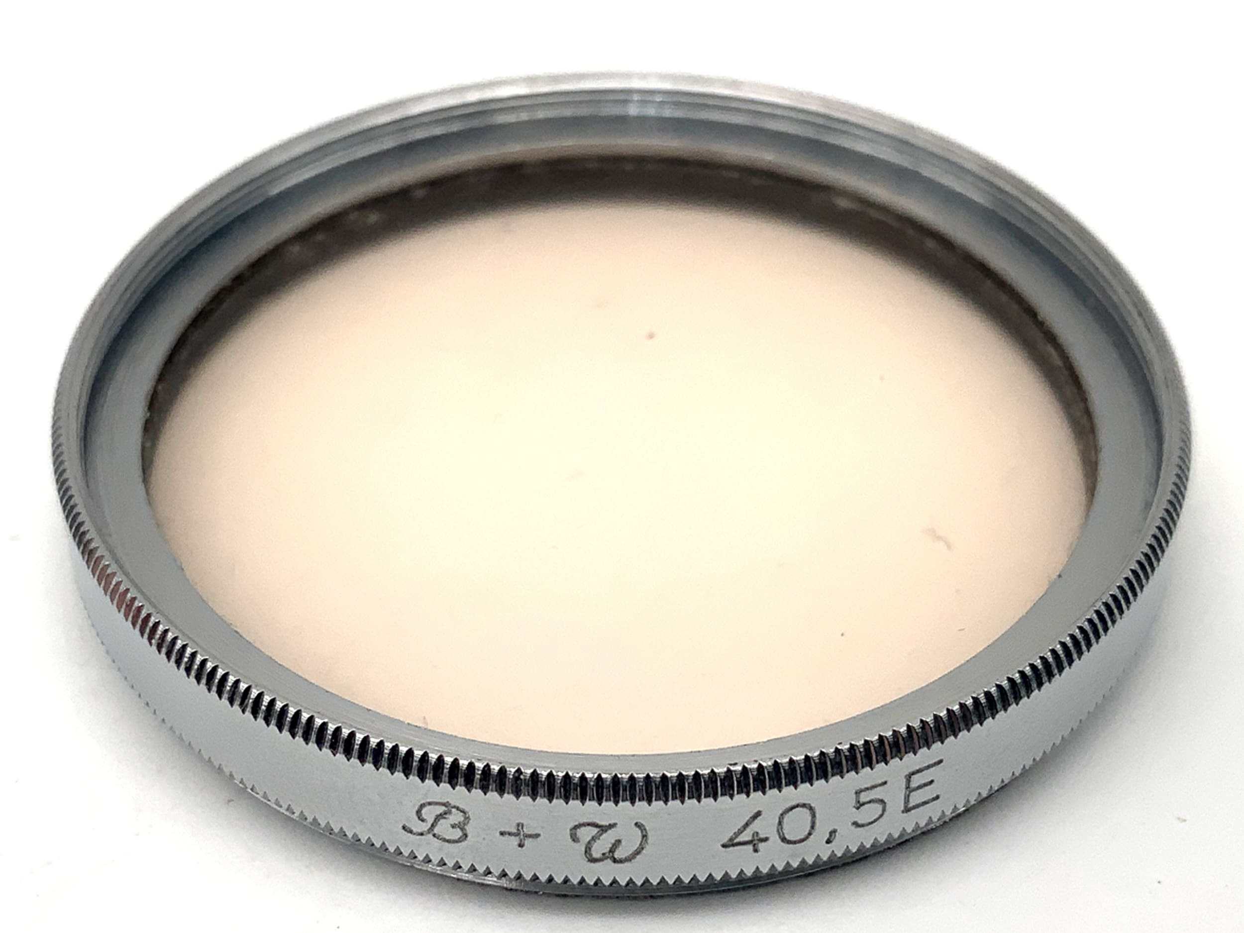B+W Skylight 40,5E Sky in Chrom Filter 40,5mm Kreisförmig Filtergewinde