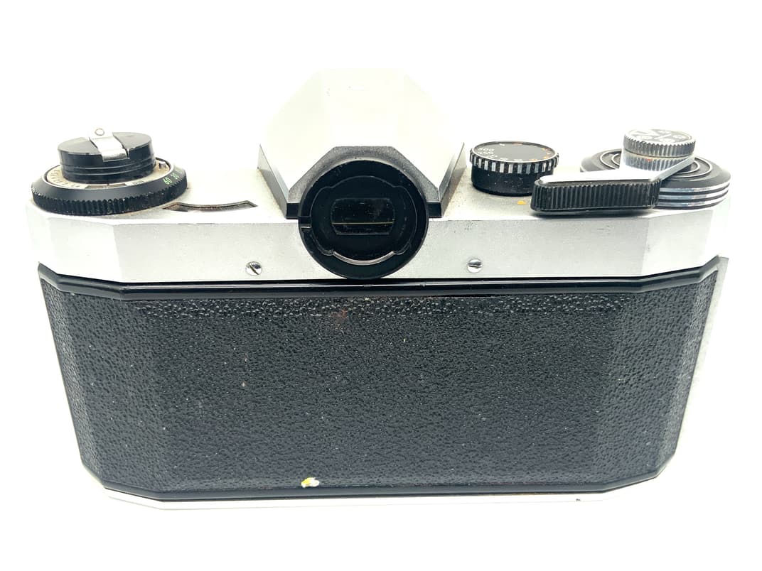 Pentacon Praktica PL Nova IB SLR 35mm SLR analog Body (M42)