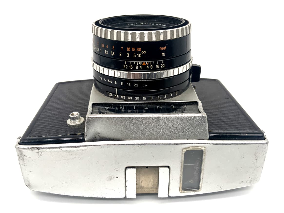 Pentacon Pentina fm SLR 35mm SLR analog Body mit Carl Zeiss Tessar 50mm 1:2.8