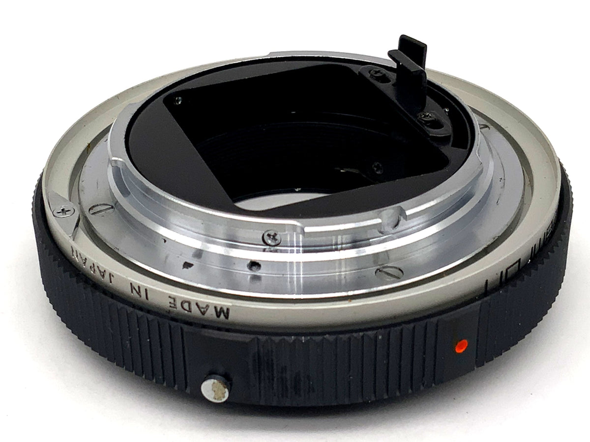 Tamron lens adapter for 1:3.5 lens mount converter (Adaptall -> Konica AR)