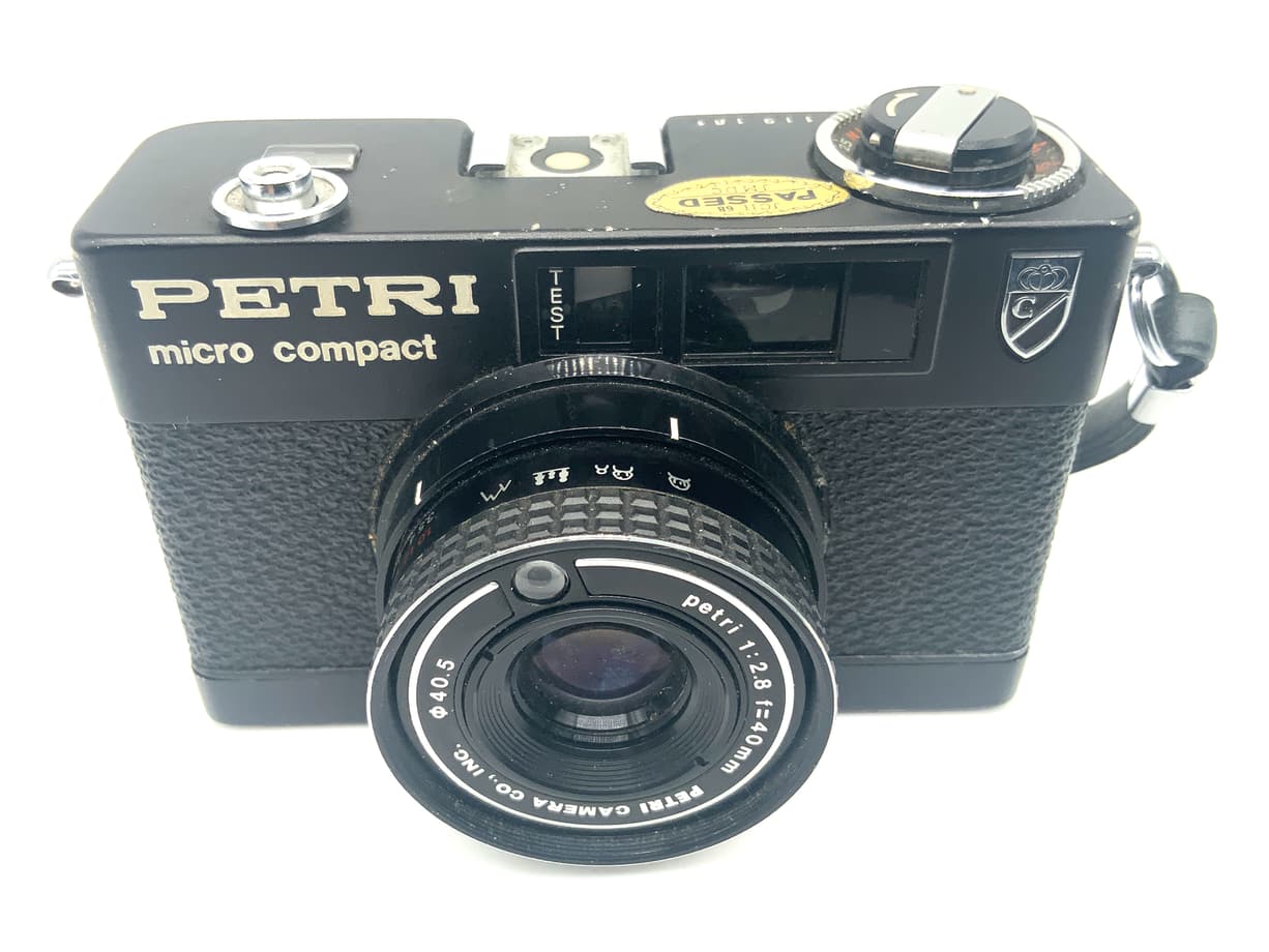 Petri Micro Compact Sucherkamera mit 40mm 1:2.8 Kompaktkamera Analogkamera