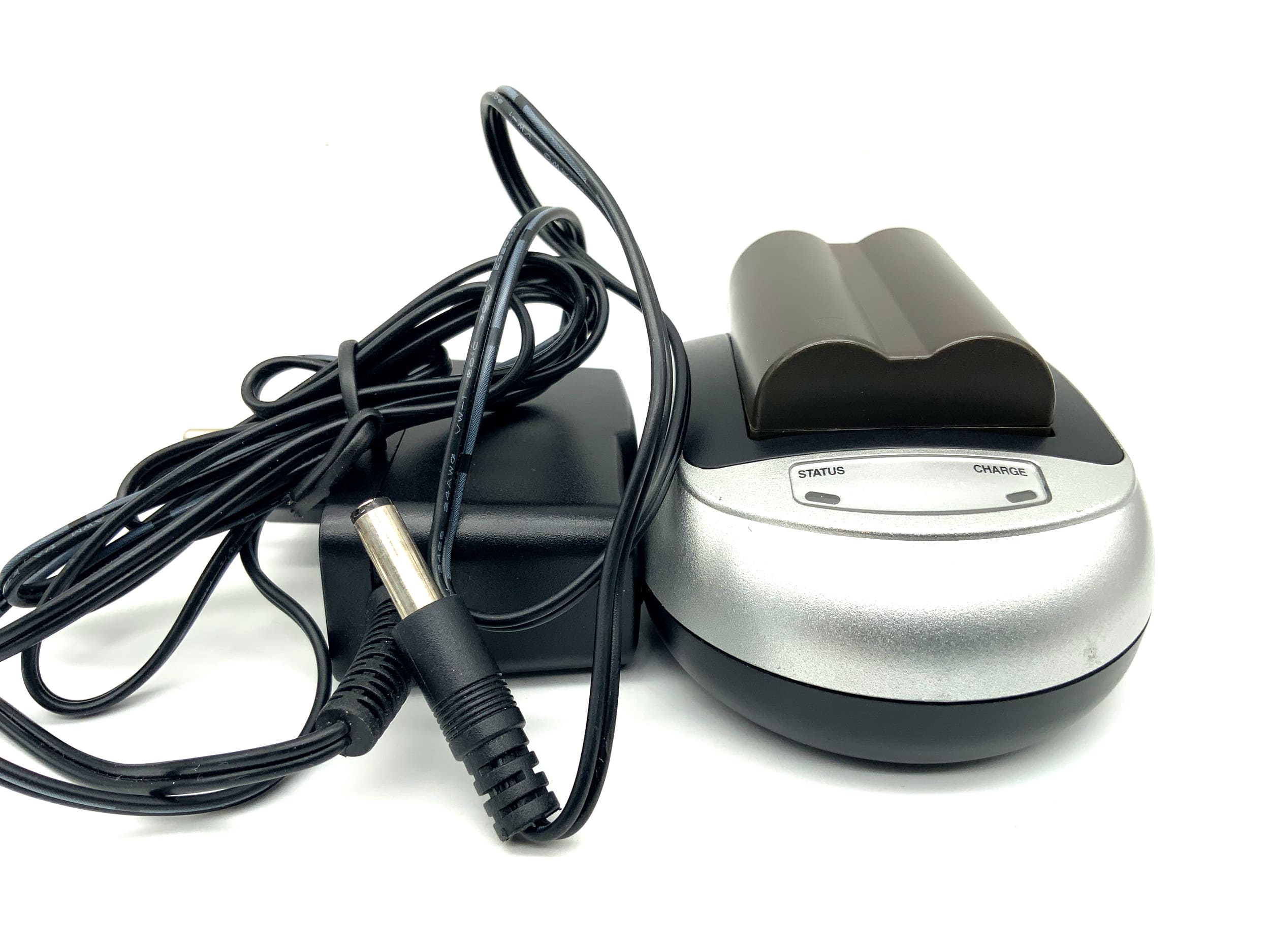 Canon G3 digital compact camera with 7.2-28.8mm 1:2.0-3.0