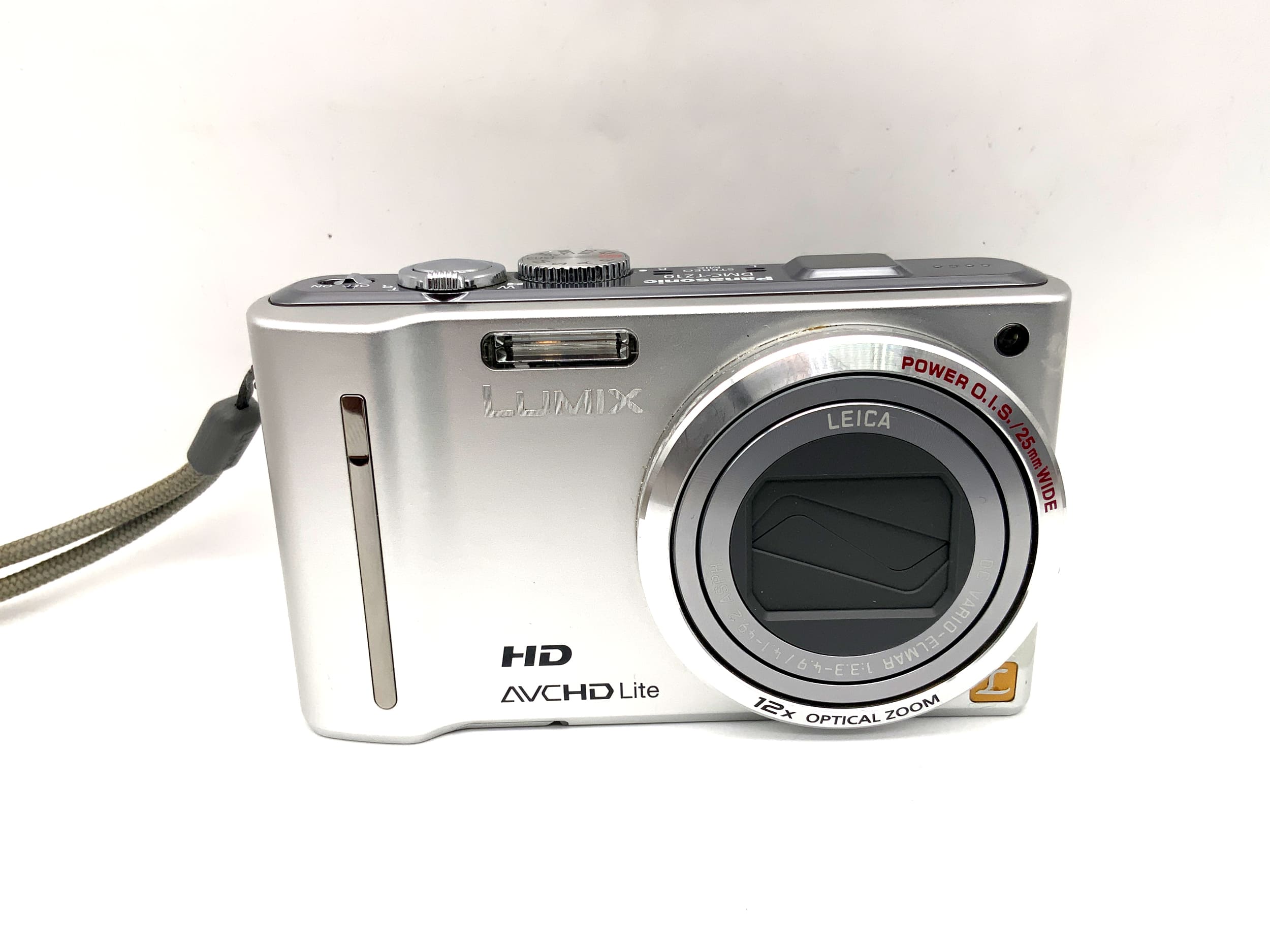 Panasonic Lumix DMC-TZ10 compact camera with Leica DC Vario-Elmarit f/4.1-49.2mm