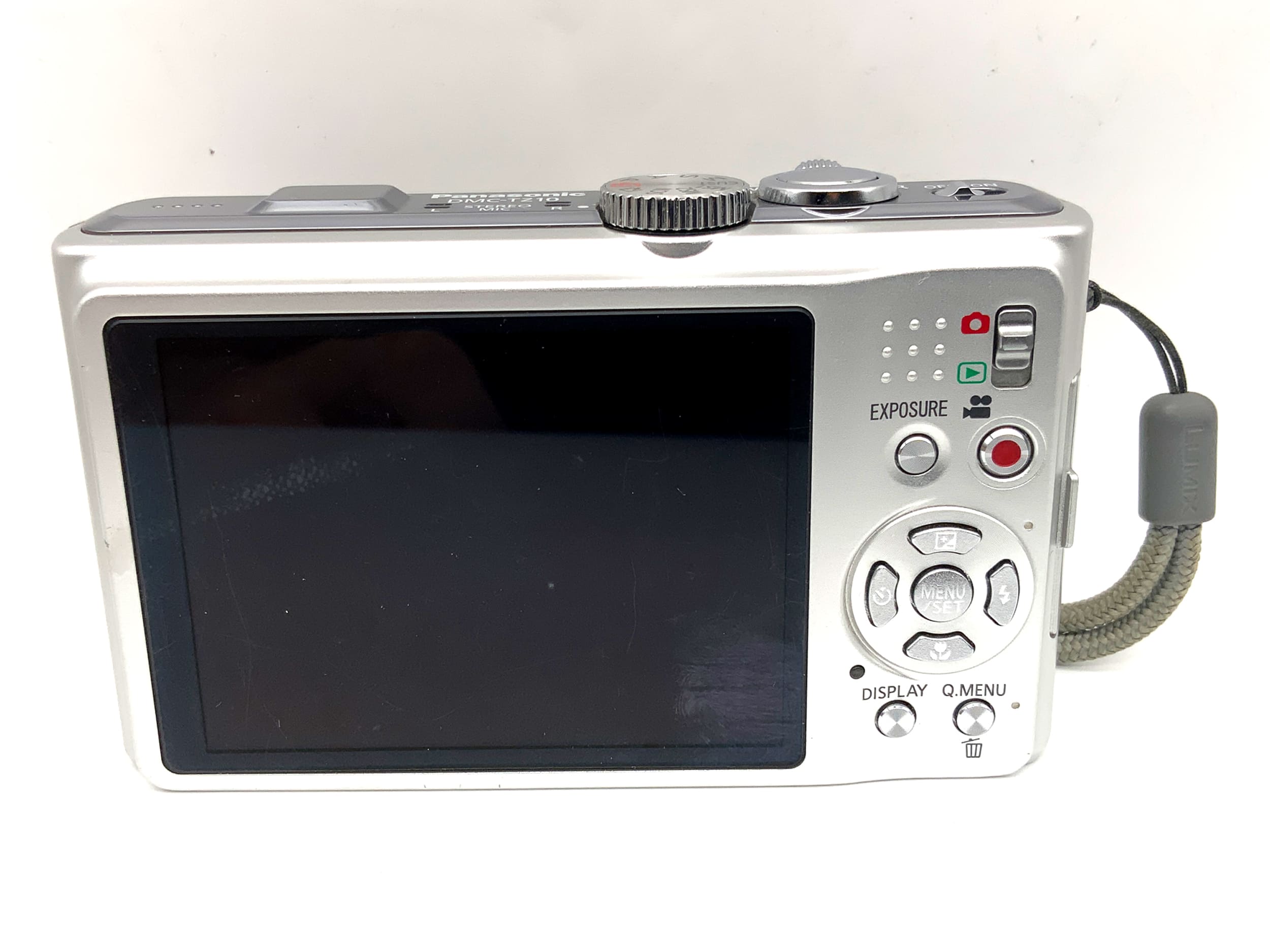 Panasonic Lumix DMC-TZ10 compact camera with Leica DC Vario-Elmarit f/4.1-49.2mm